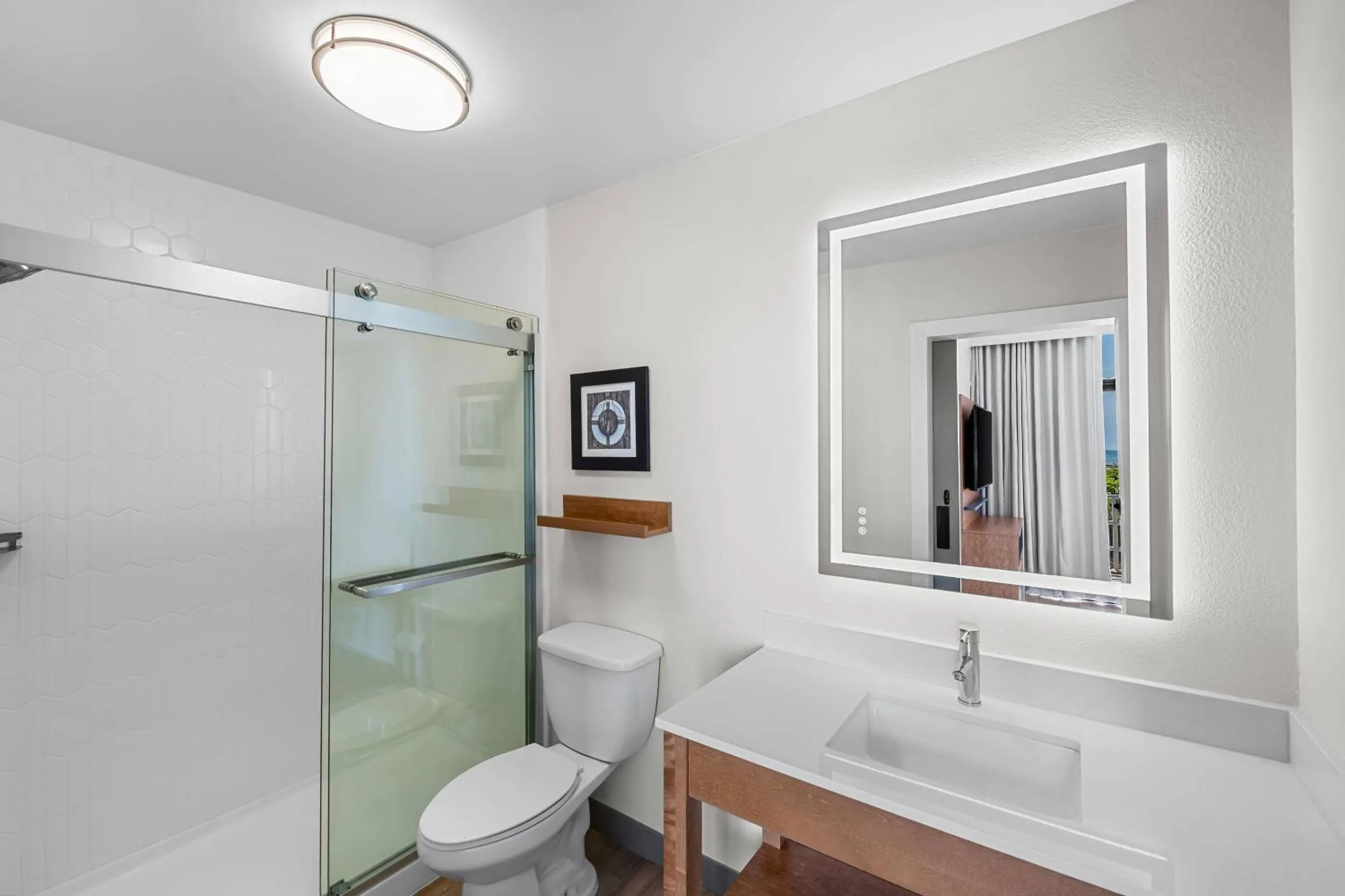 Bedroom in Country Inn & Suites by Radisson, Virginia Beach Oceanfront