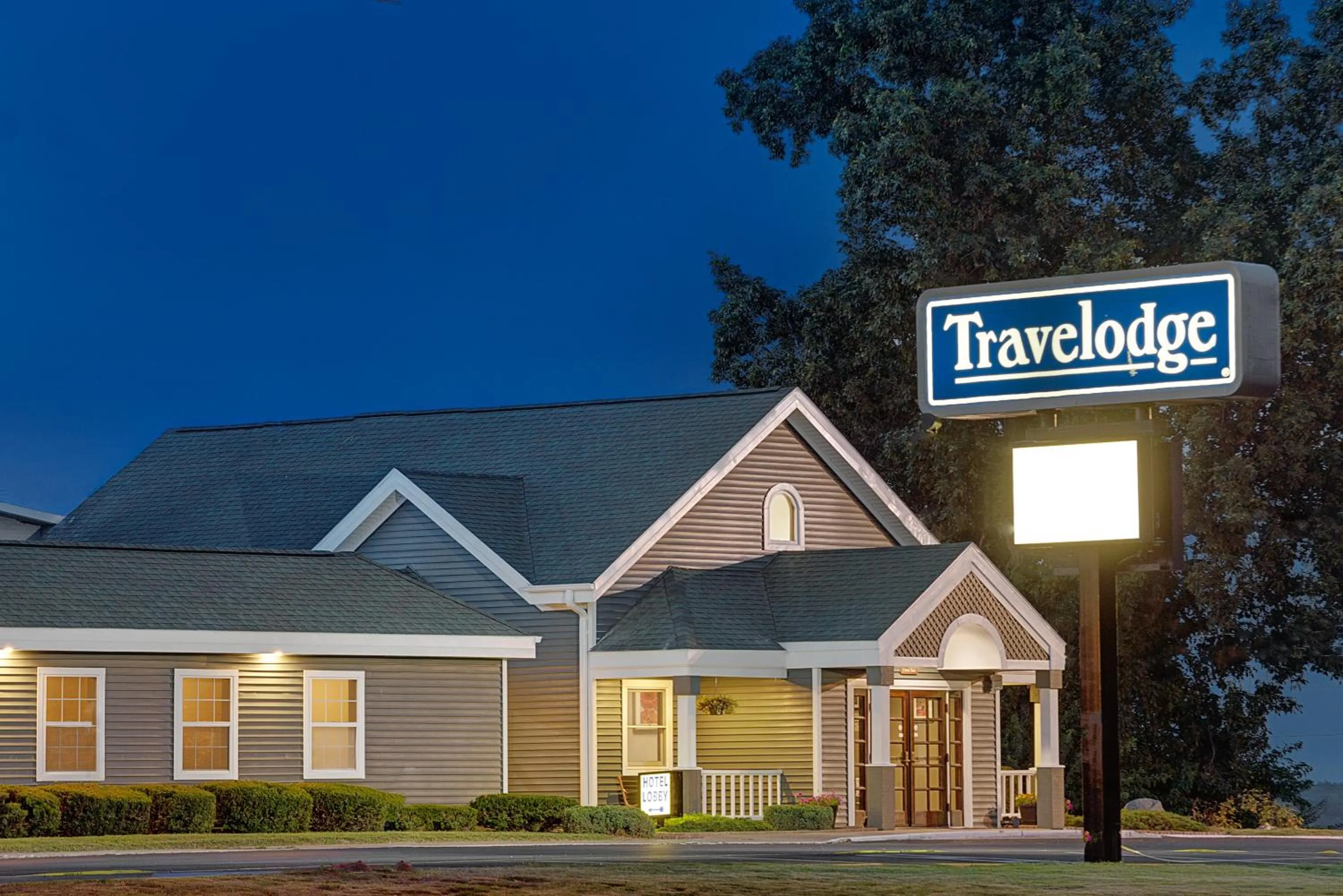 Property building in Travelodge by Wyndham Iowa City
