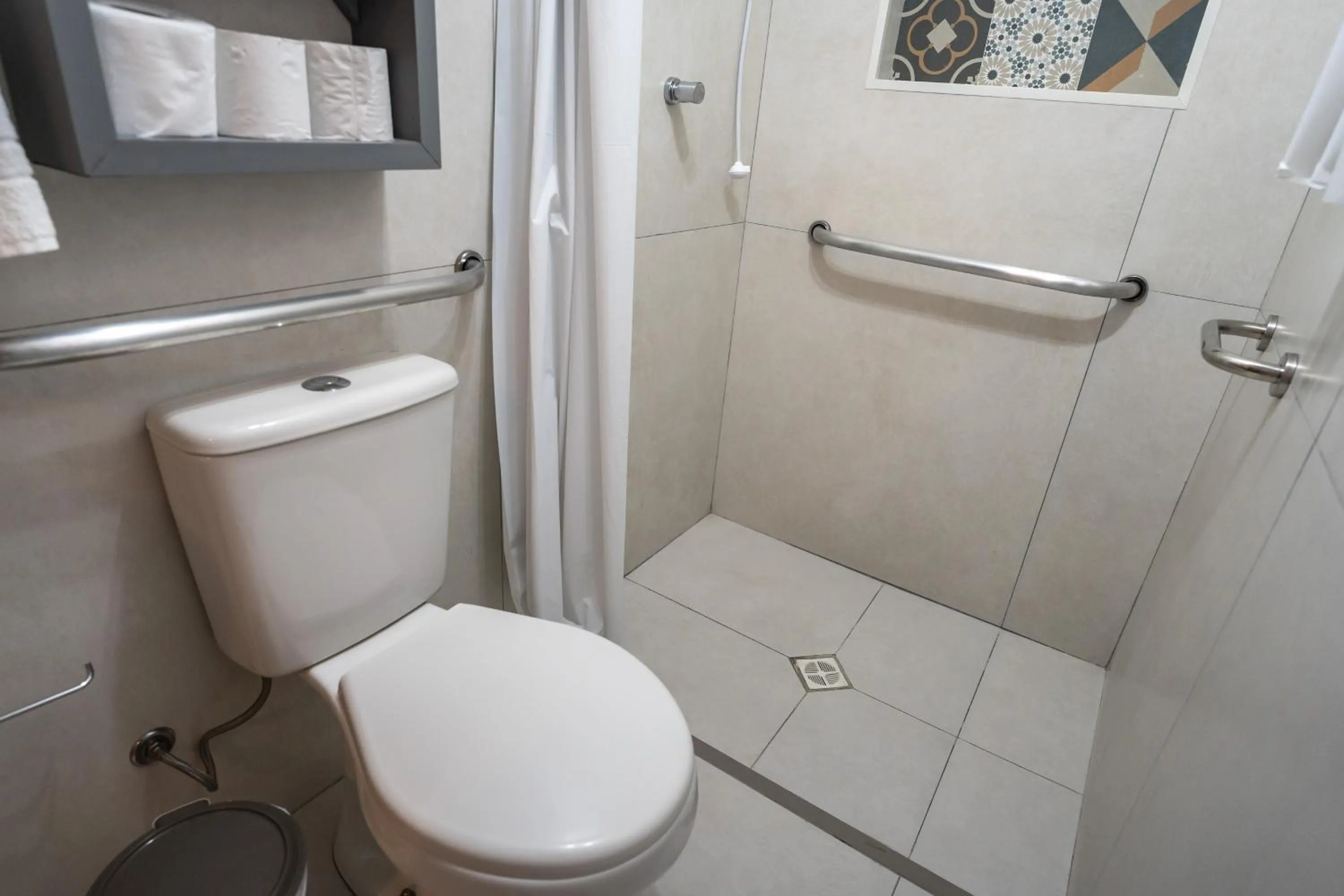 Bathroom in Hostel B2B SP
