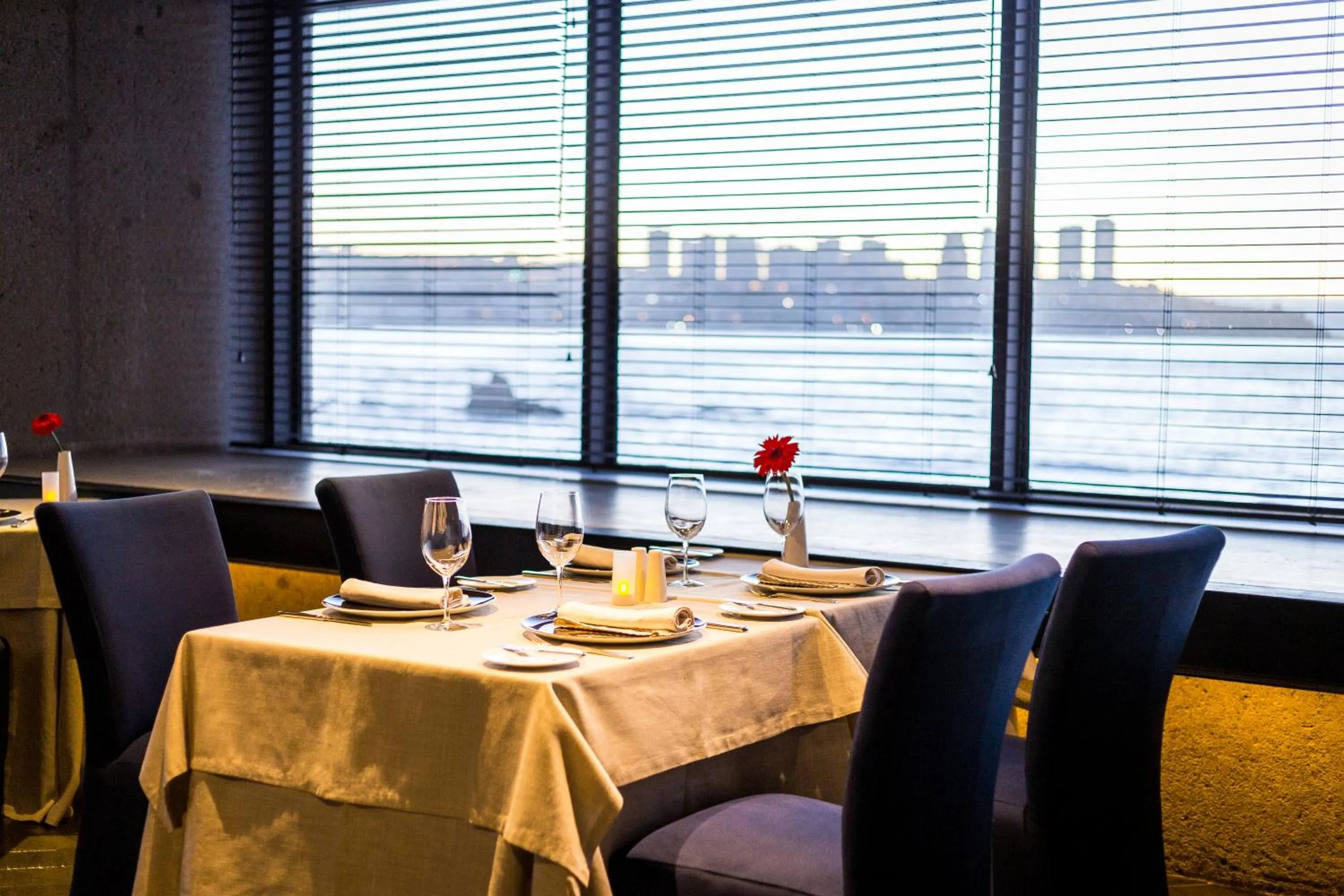 Radisson Blu Acqua Hotel & Spa Concon