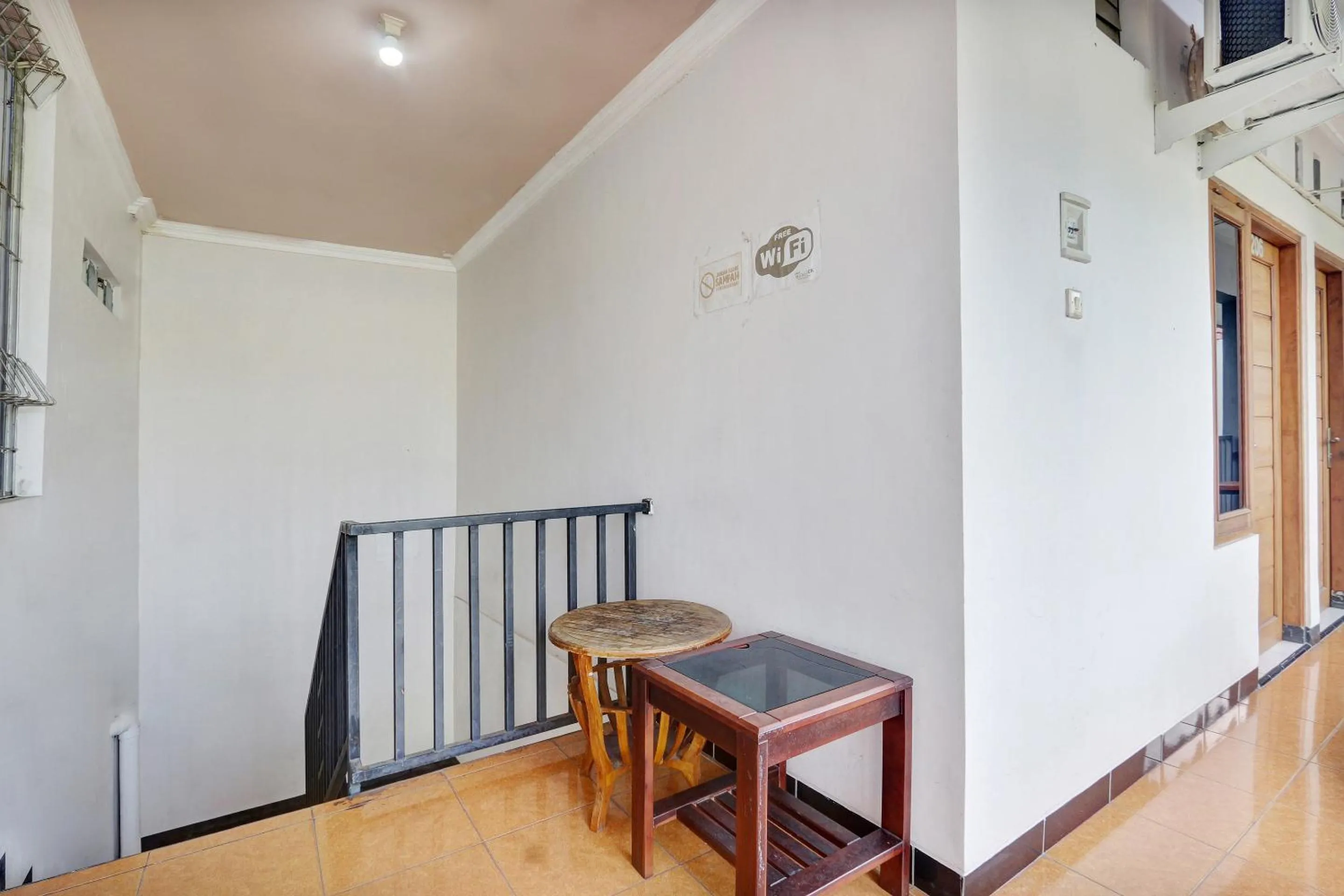 Area and facilities in Hotel Wisma CK