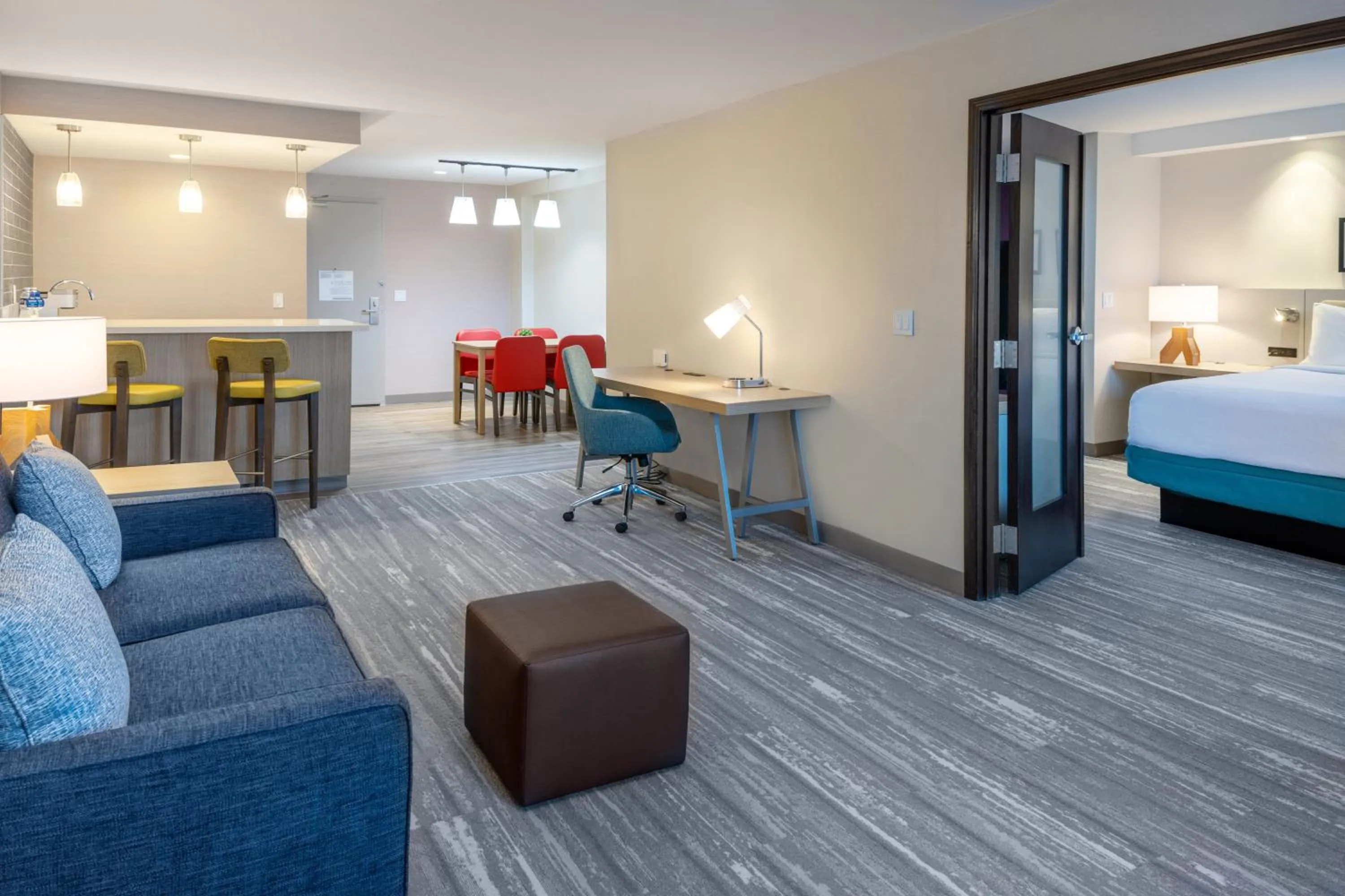 Bedroom, Bed in Hilton Garden Inn Sioux Falls South