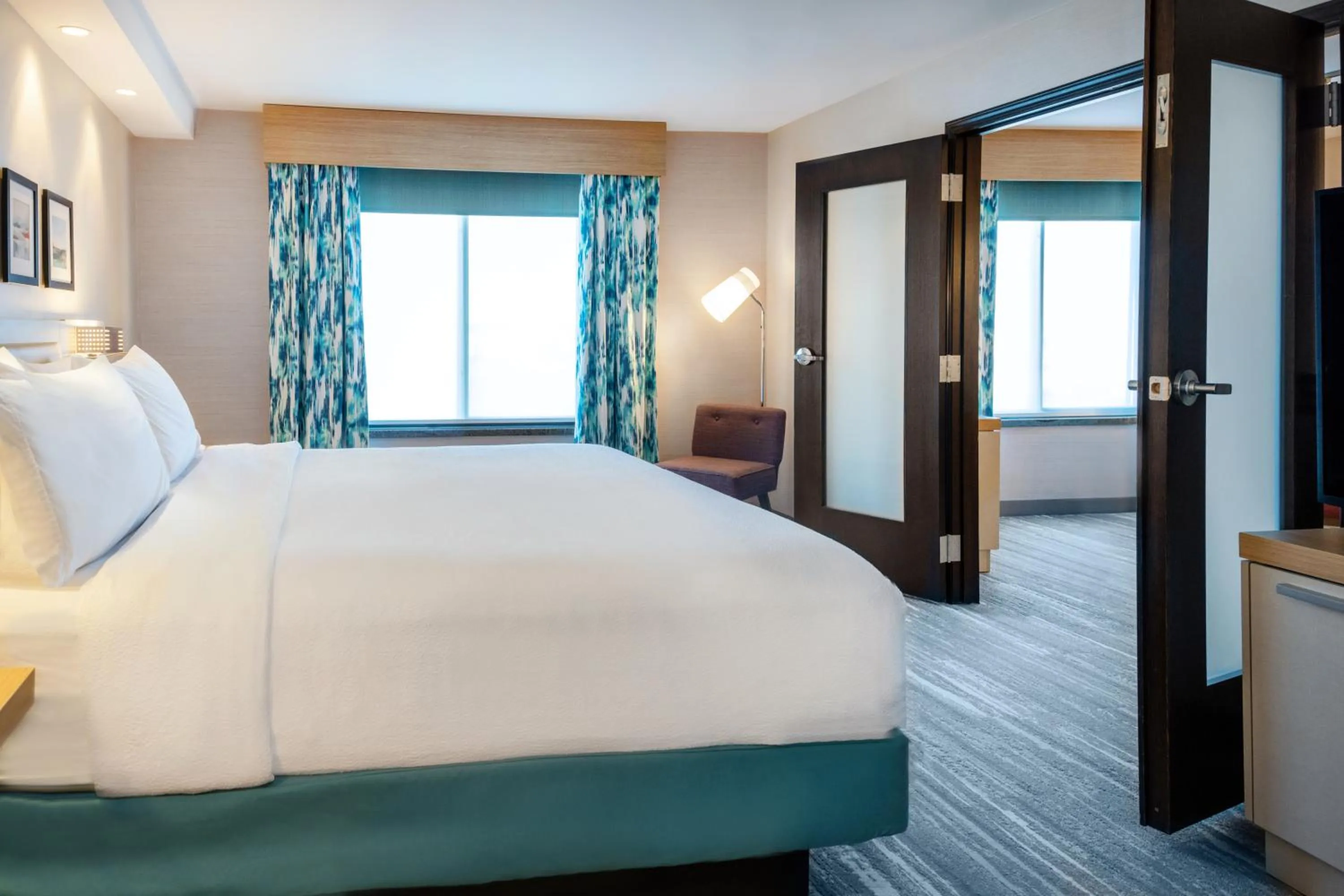 Bedroom, Bed in Hilton Garden Inn Sioux Falls South