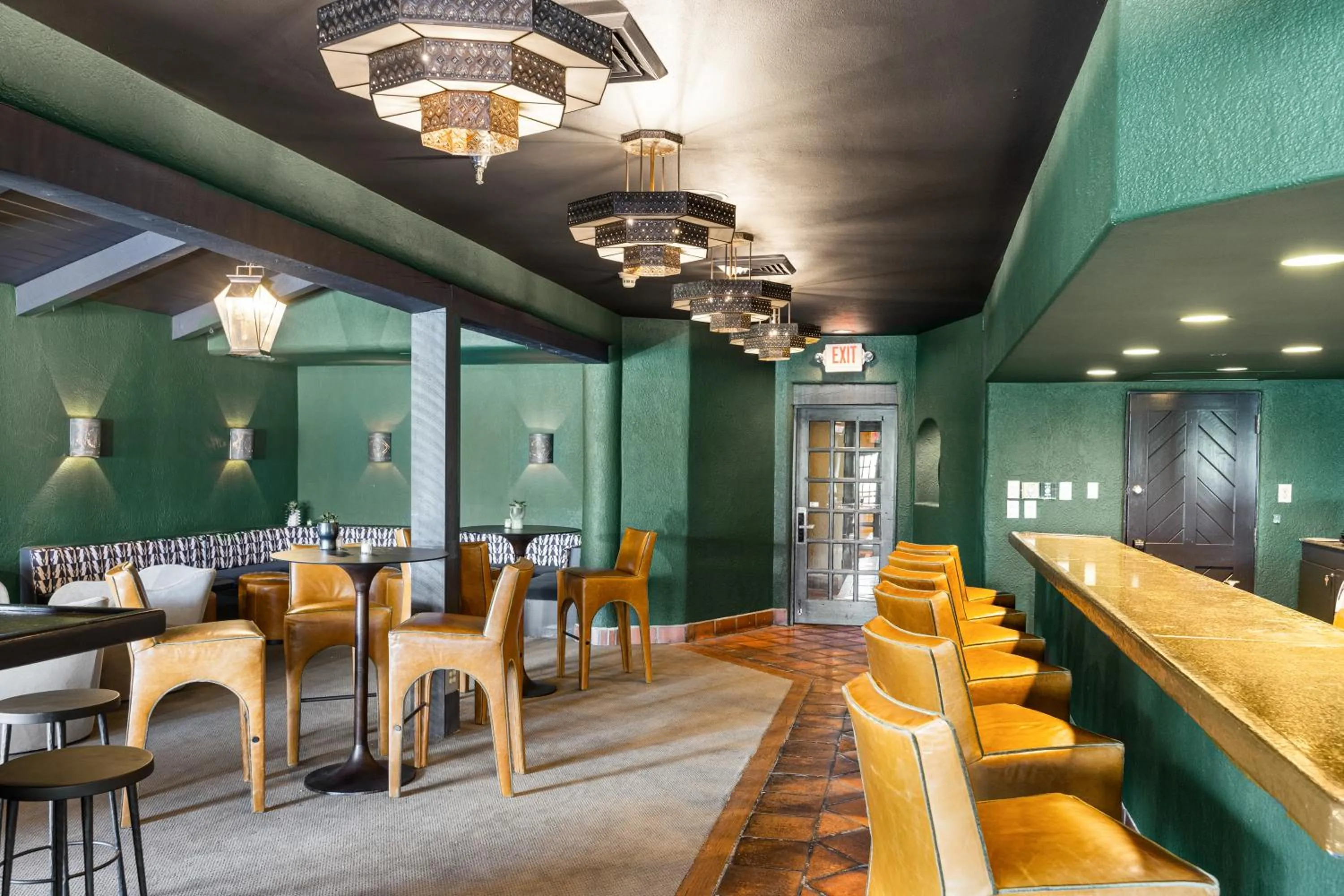 Restaurant/places to eat in Hotel Glorieta