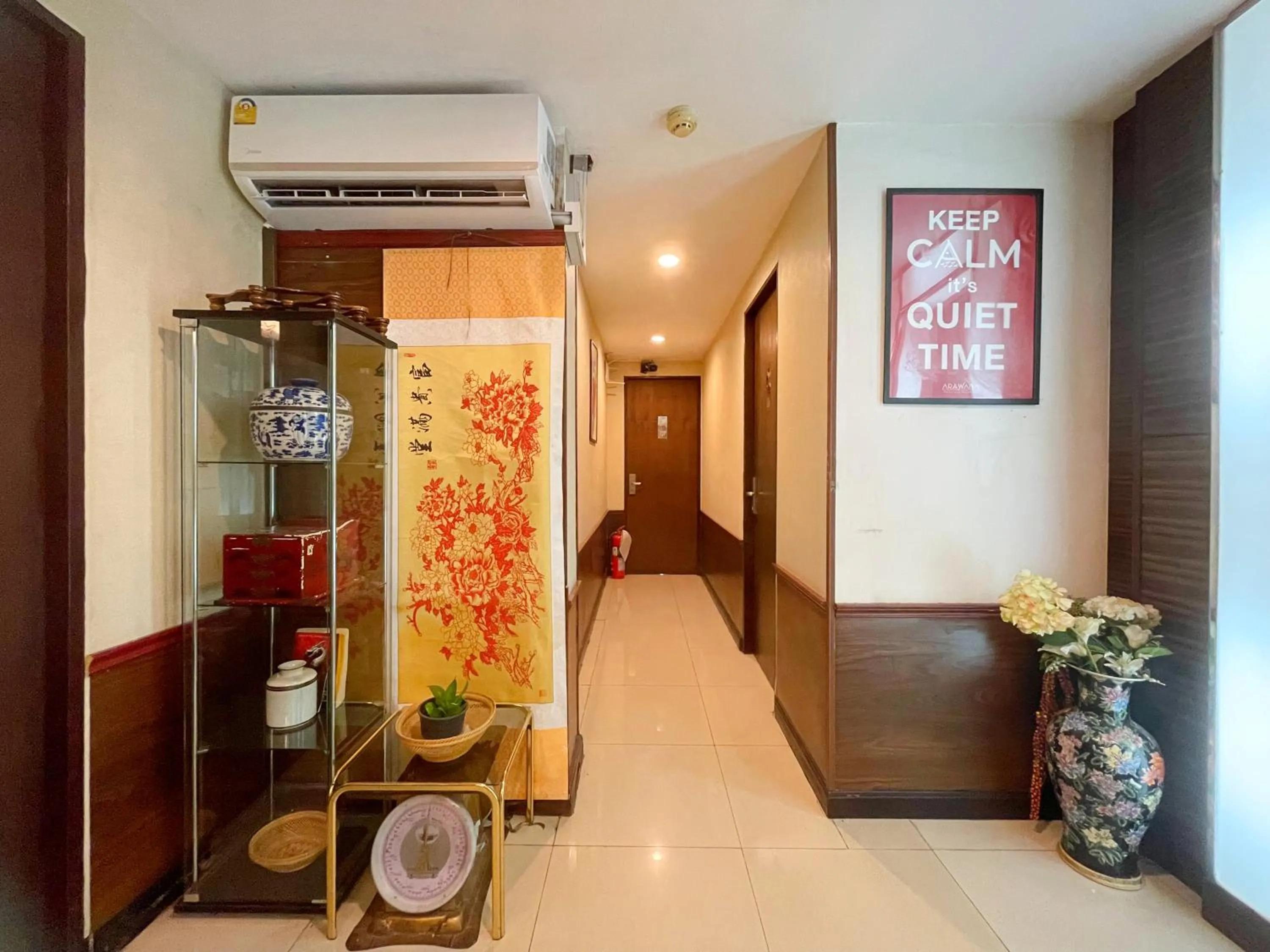 Property building in Arawana Express Chinatown