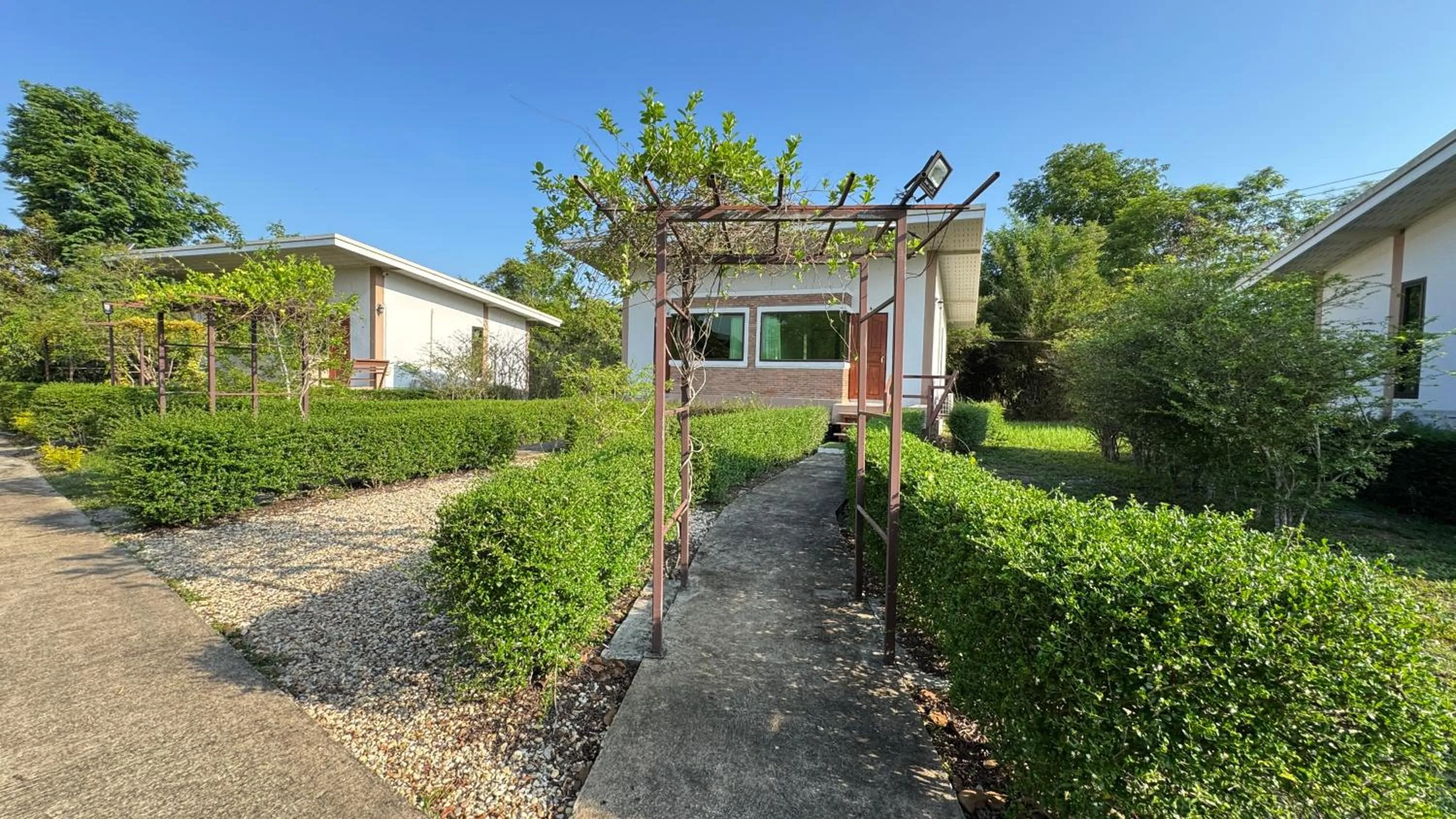 Property building in Ina Boutique Home Nan