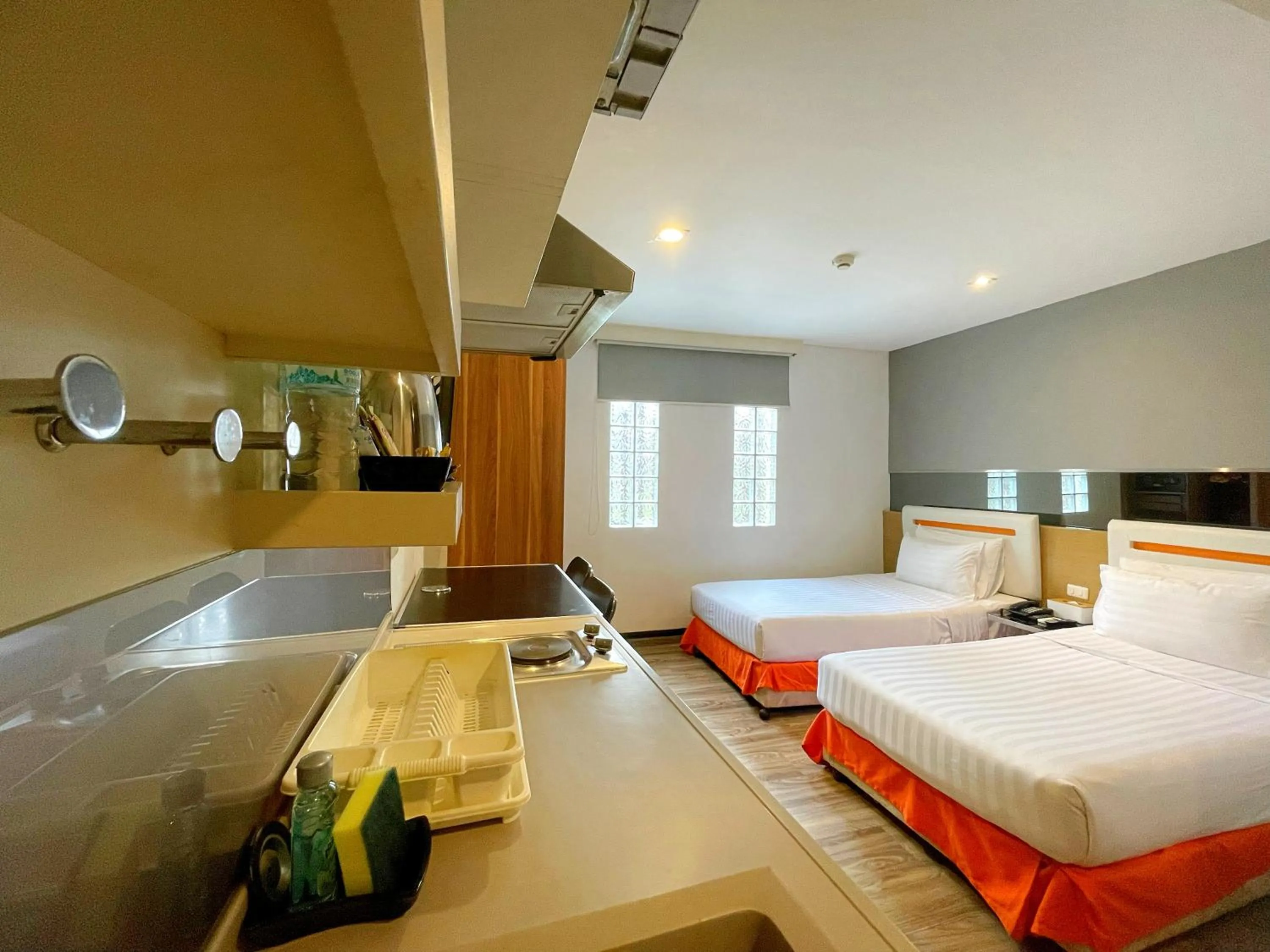 Bed in Arawana Express Phromphong