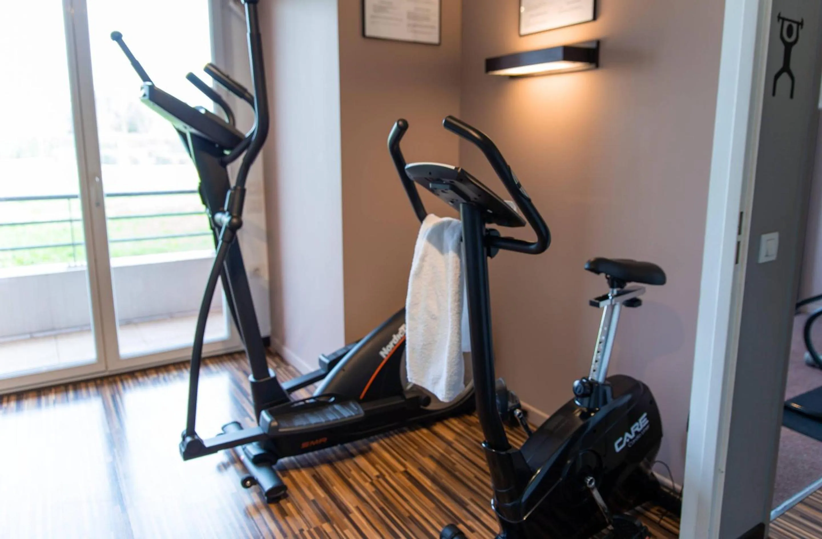 Fitness centre/facilities in Clarion Aparthotel Toulouse Le Parc de l'Escale