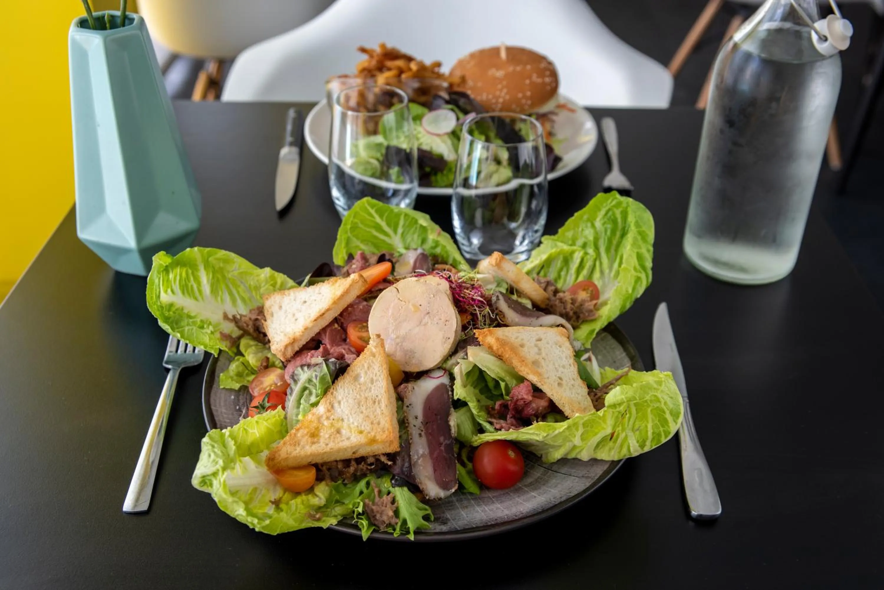 Restaurant/places to eat in Clarion Aparthotel Toulouse Le Parc de l'Escale