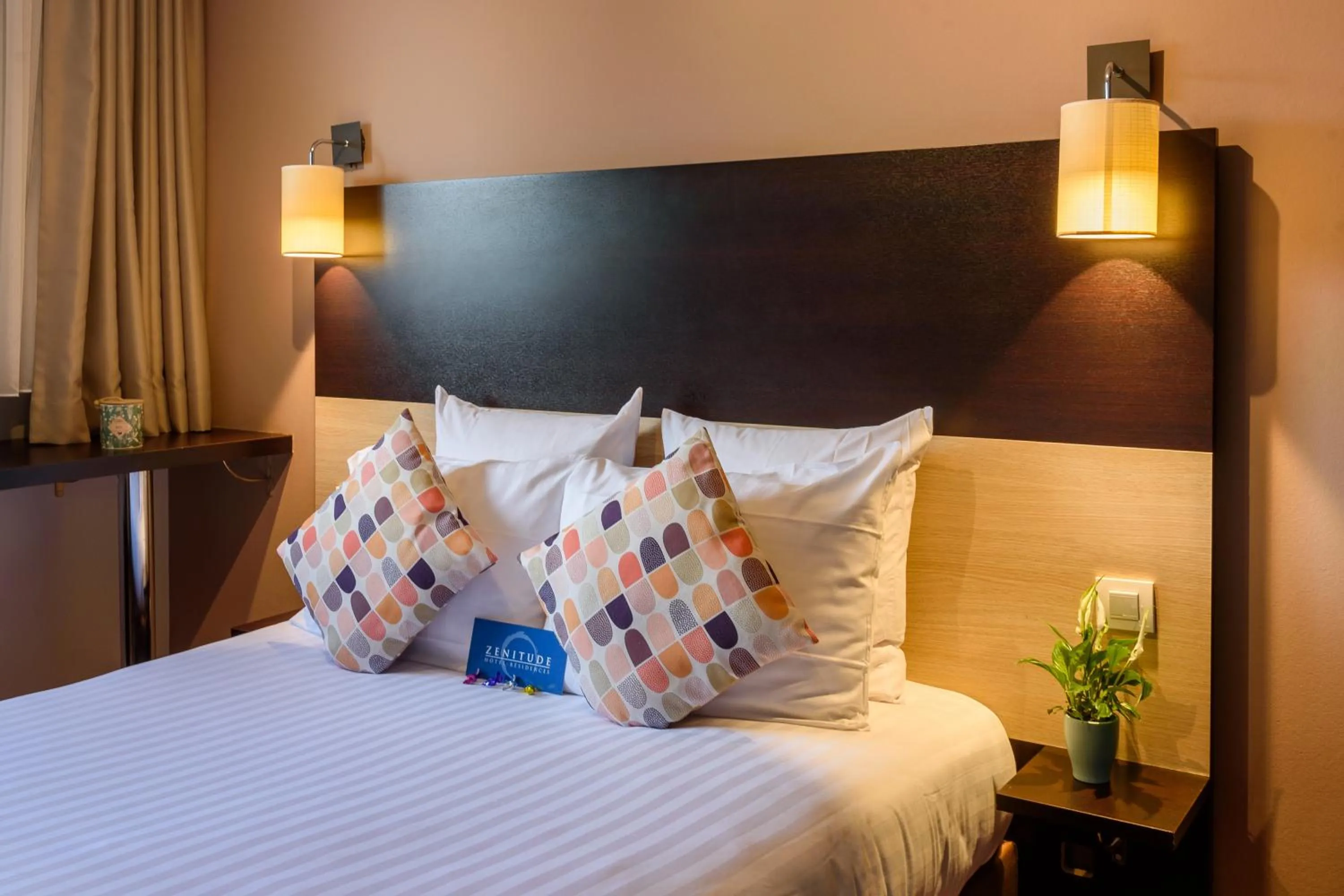 Bed in Clarion Aparthotel Toulouse Le Parc de l'Escale