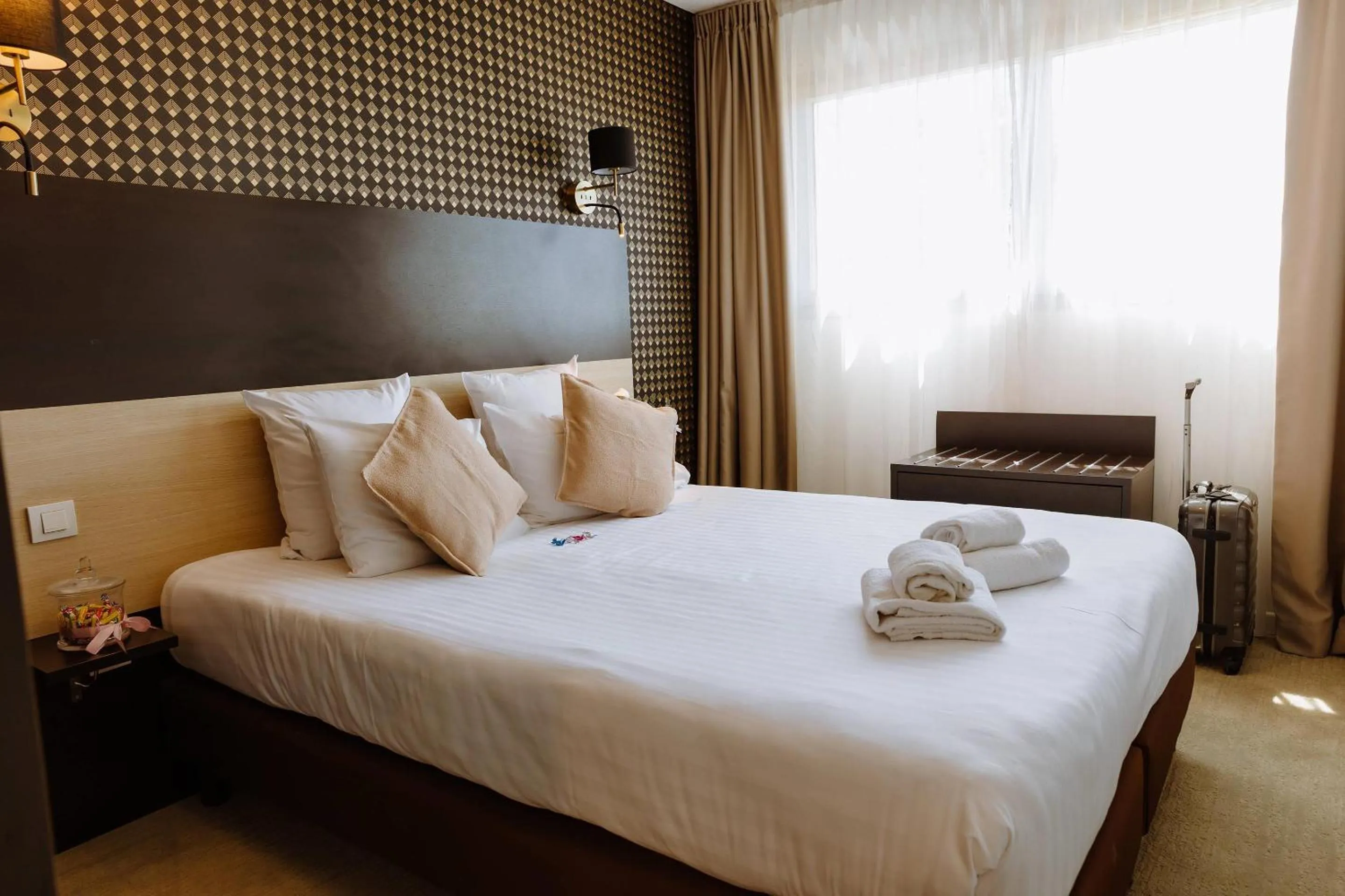 Bedroom, Bed in Clarion Aparthotel Toulouse Le Parc de l'Escale