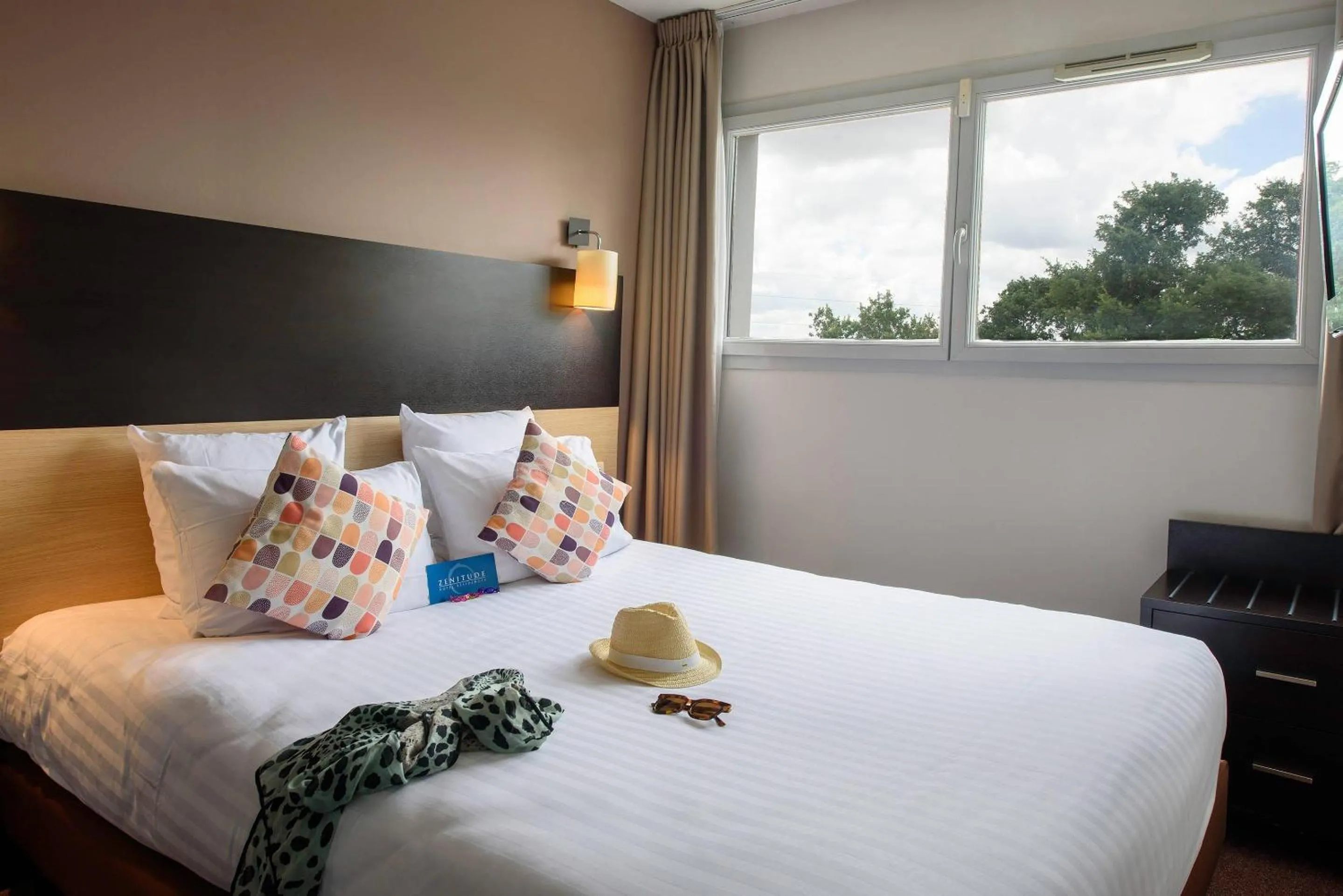 Bedroom, Bed in Clarion Aparthotel Toulouse Le Parc de l'Escale