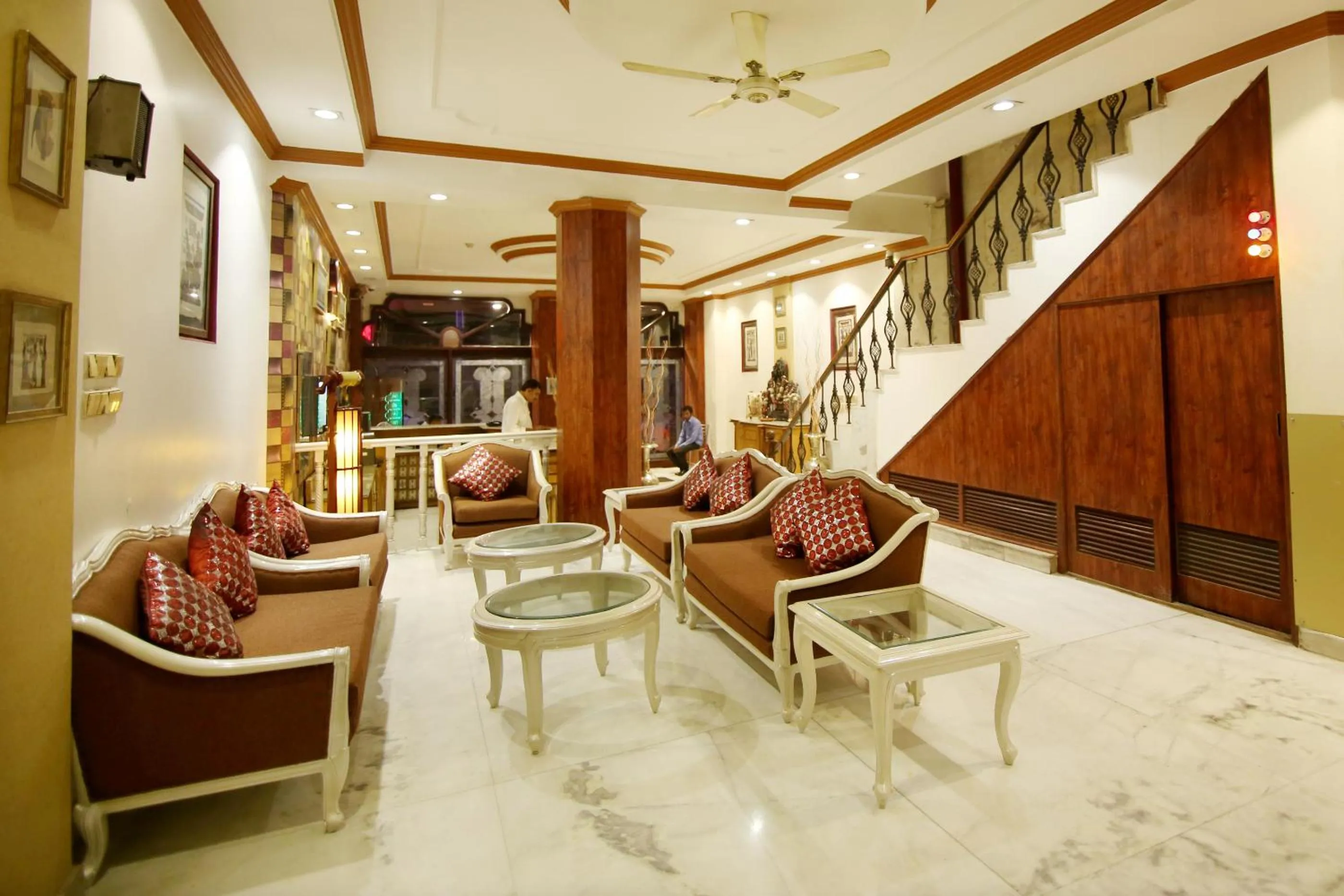 Lobby or reception in Hotel Parkway Deluxe