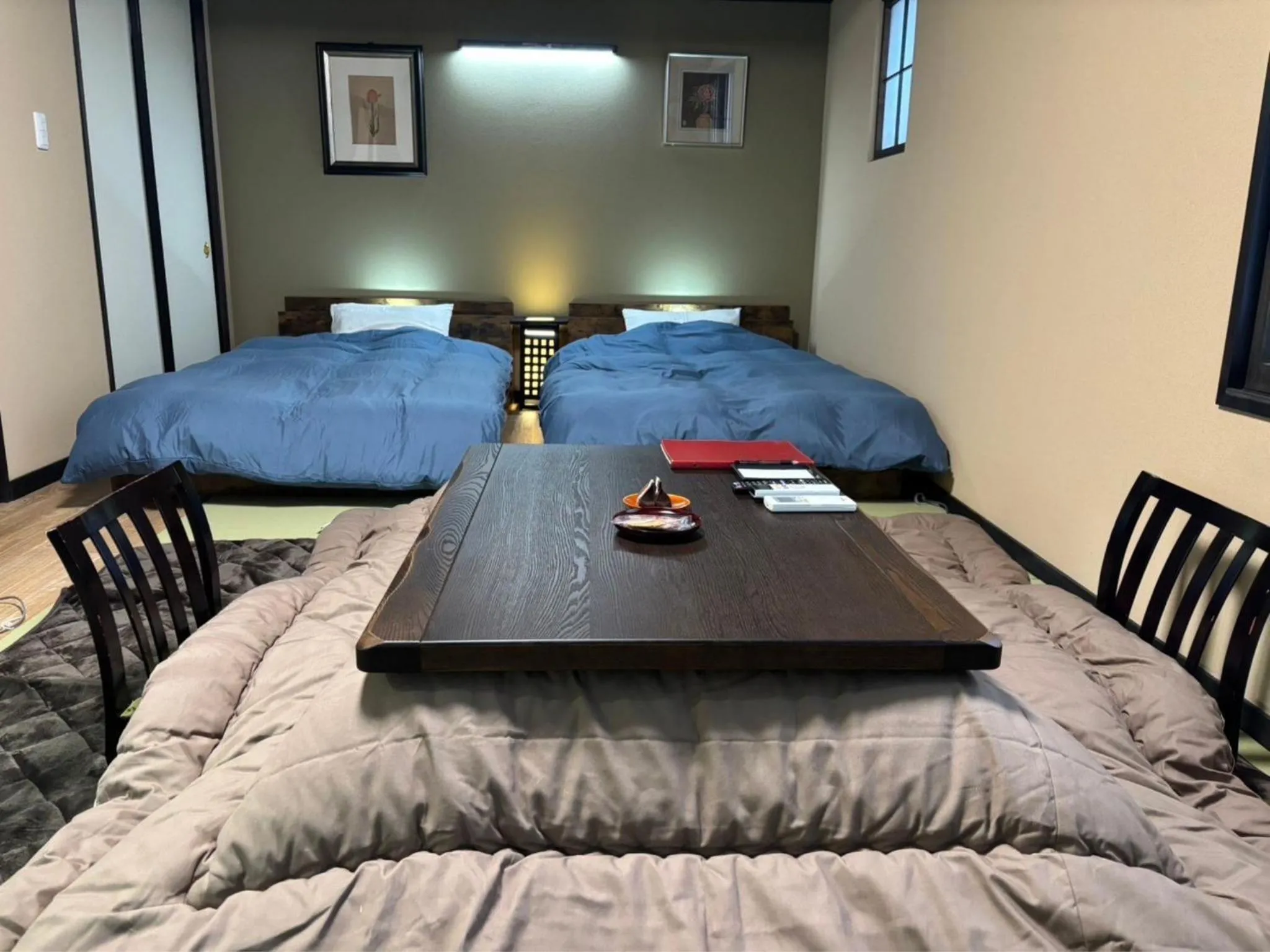 Photo of the whole room, Bed in Oyado Koto No Yume