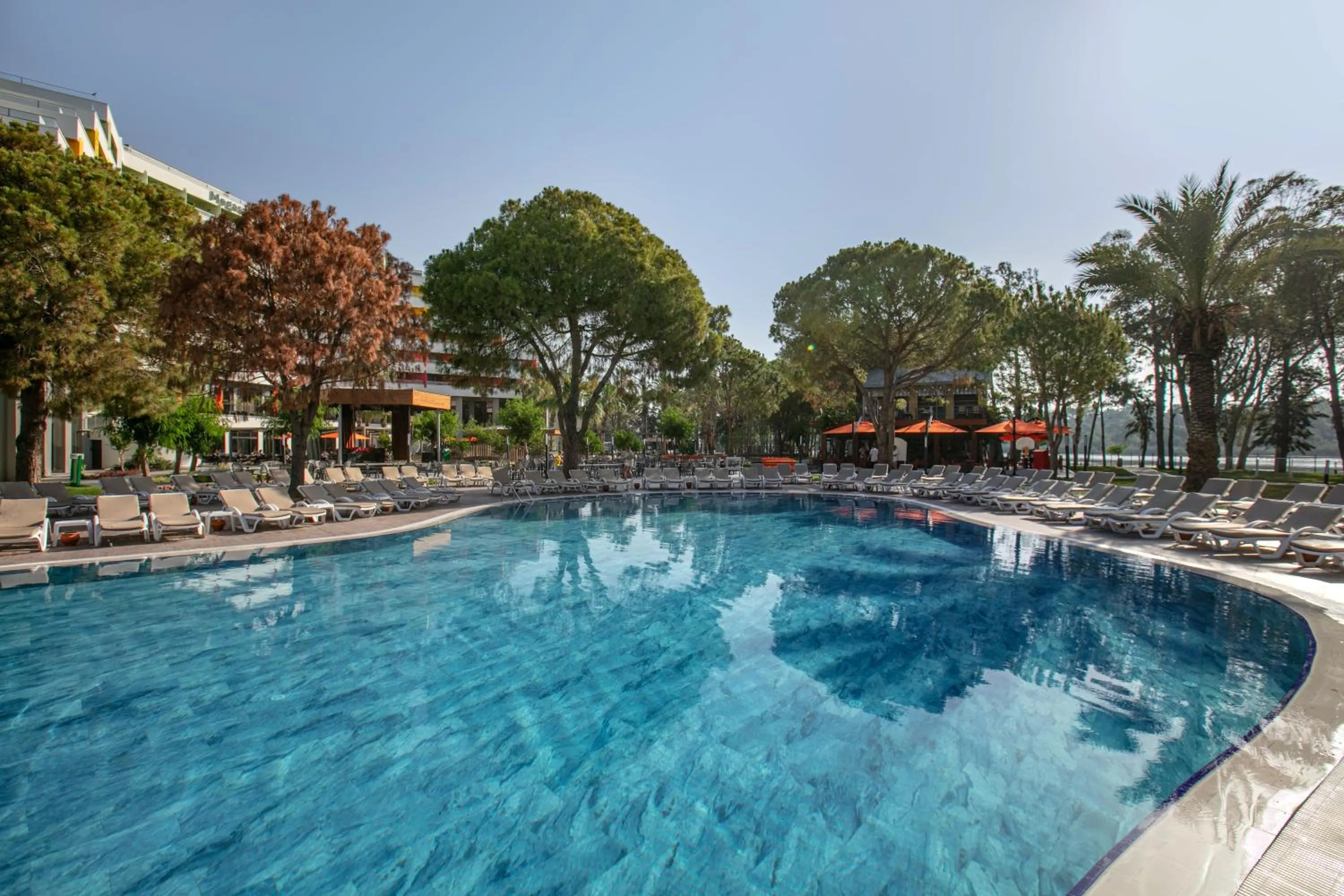 Swimming pool in Megasaray Resort Side