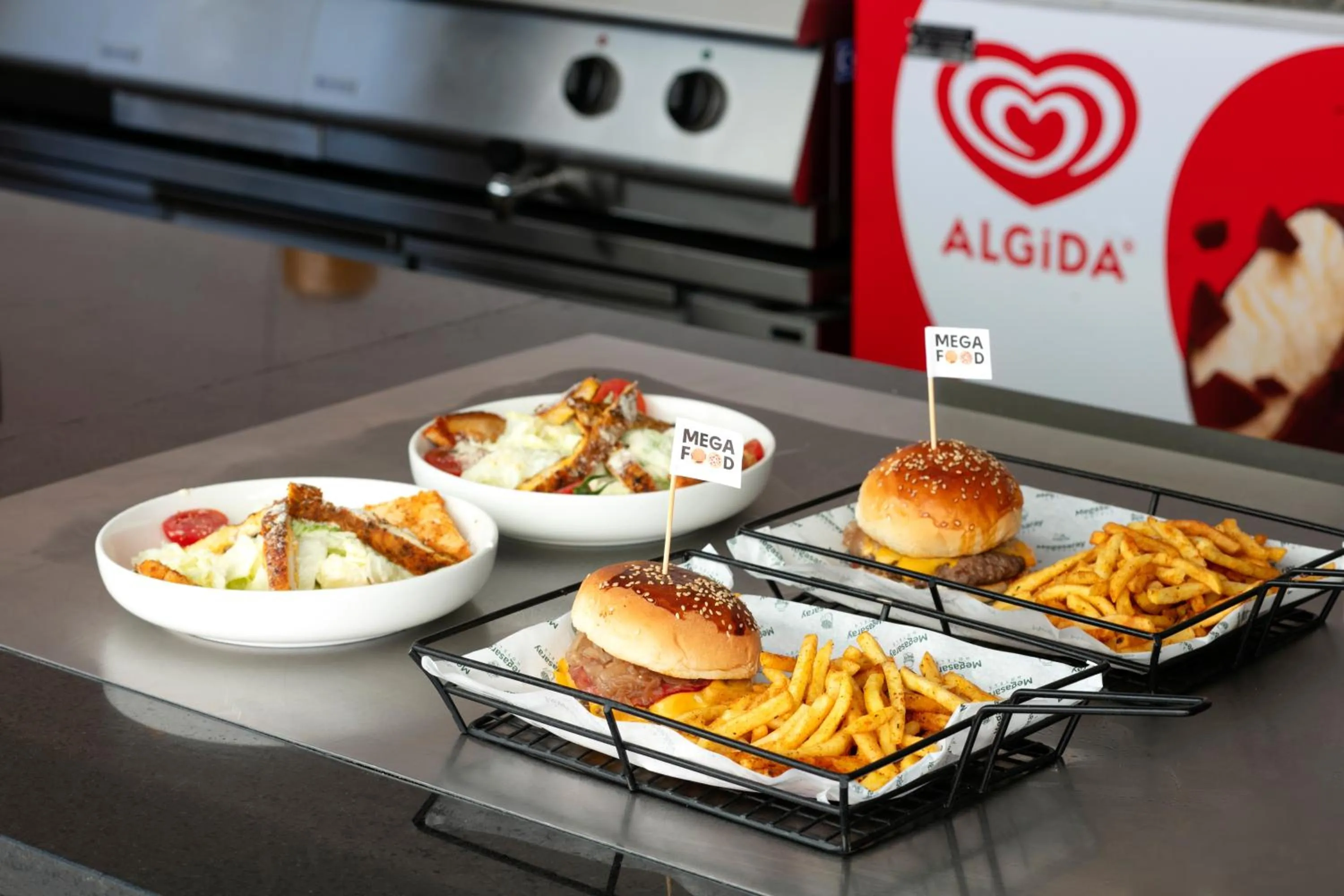 Restaurant/places to eat in Megasaray Resort Side