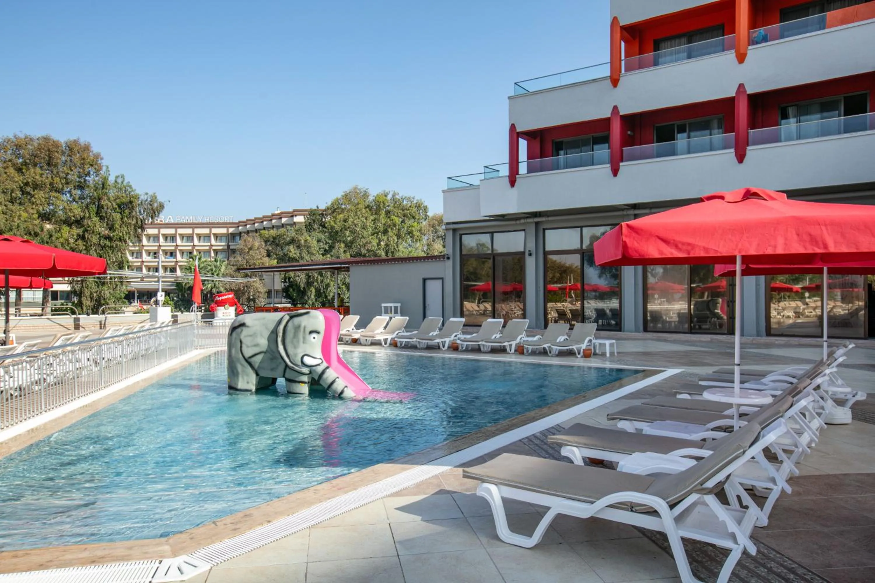 Swimming pool in Megasaray Resort Side