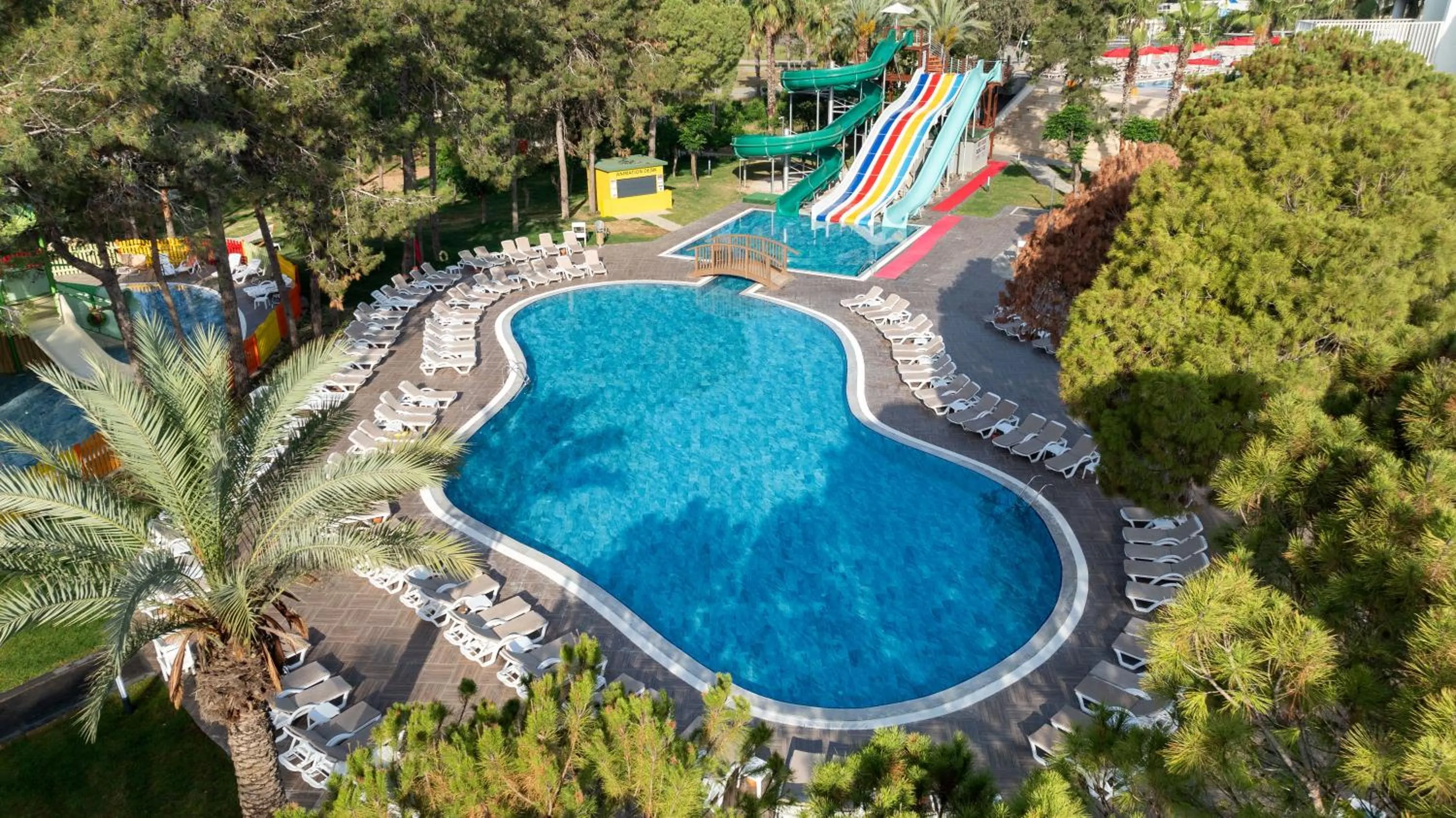 Swimming pool in Megasaray Resort Side