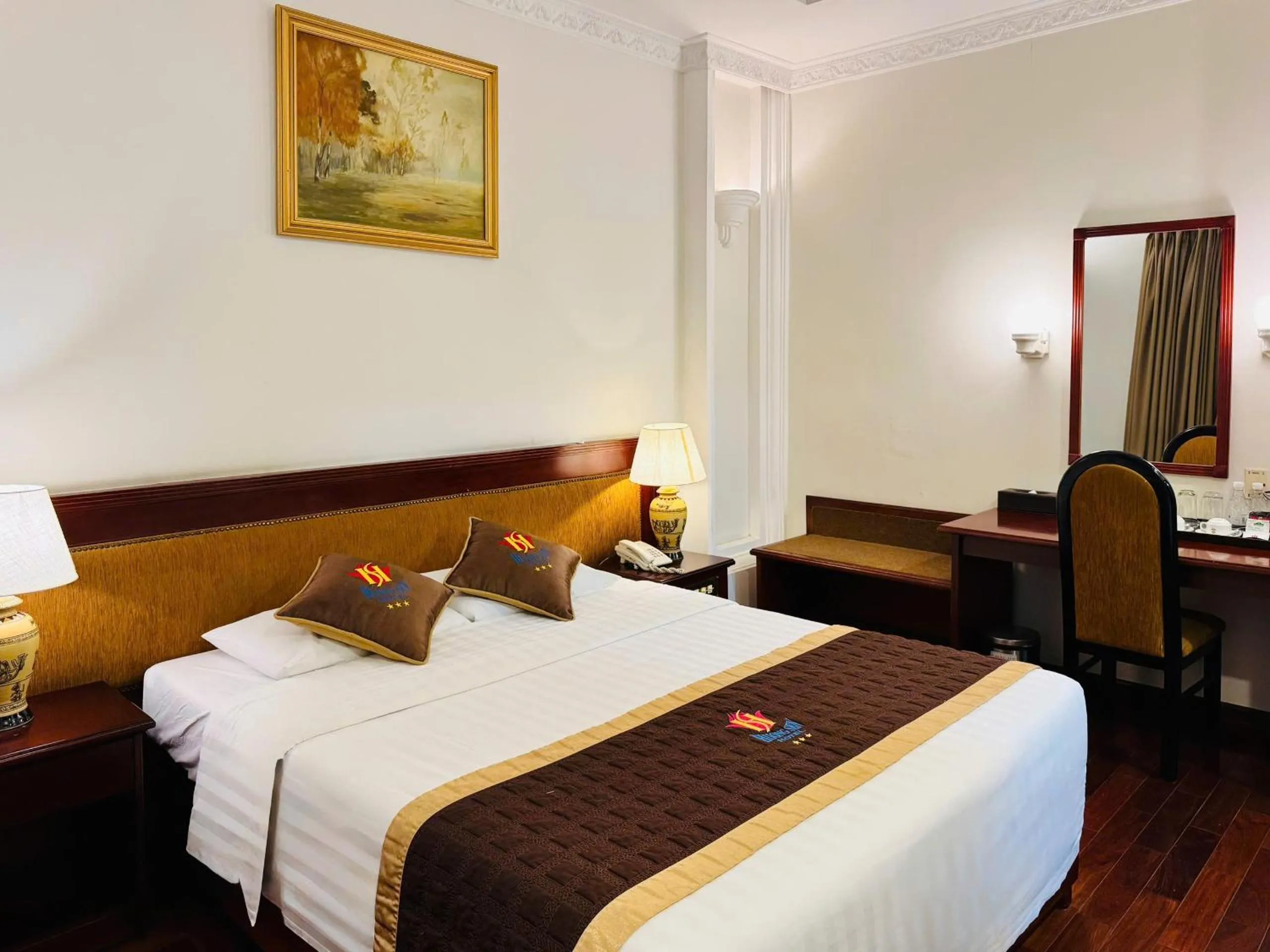 Bed in Huong Sen Hotel