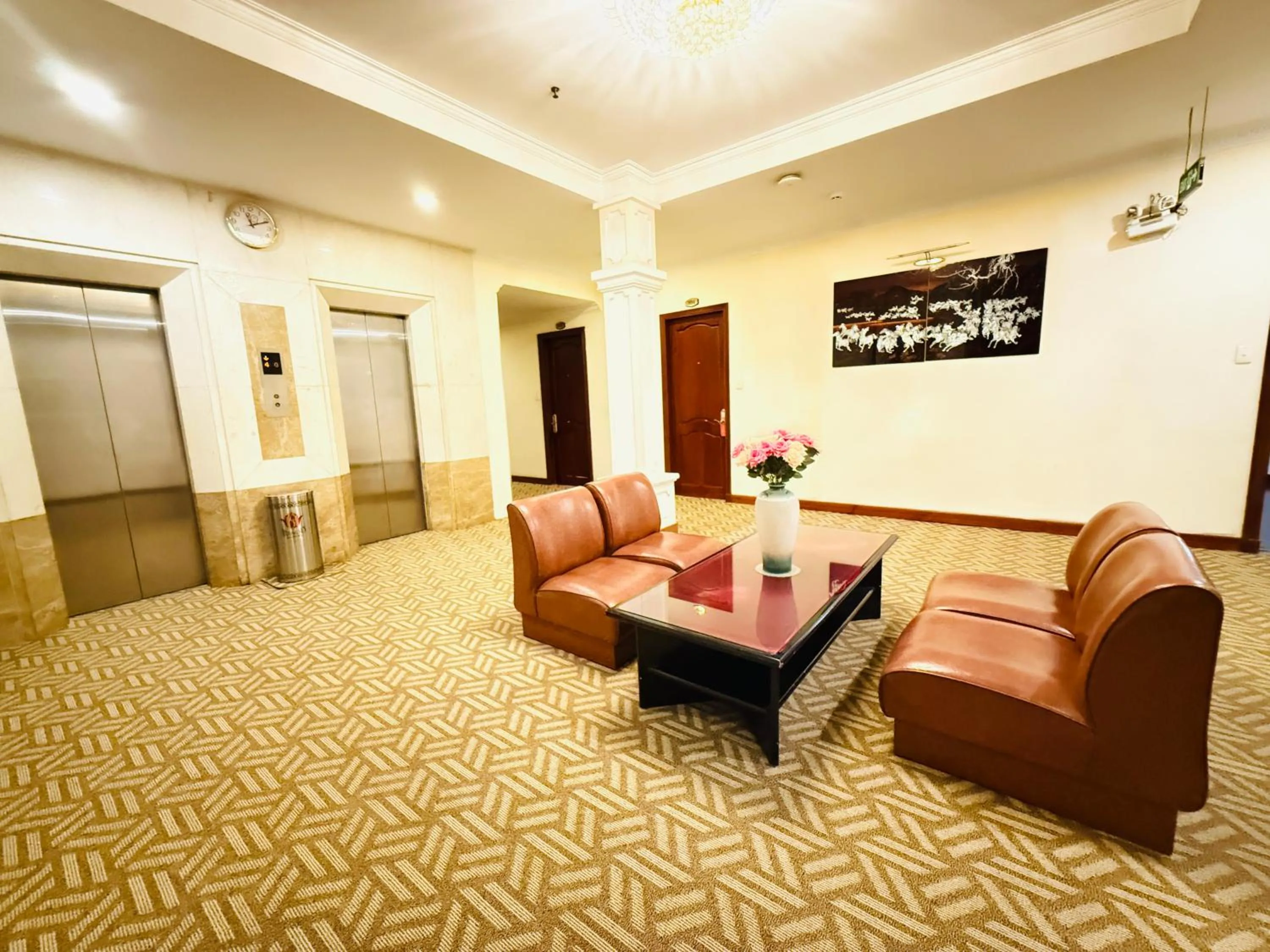 furniture in Huong Sen Hotel