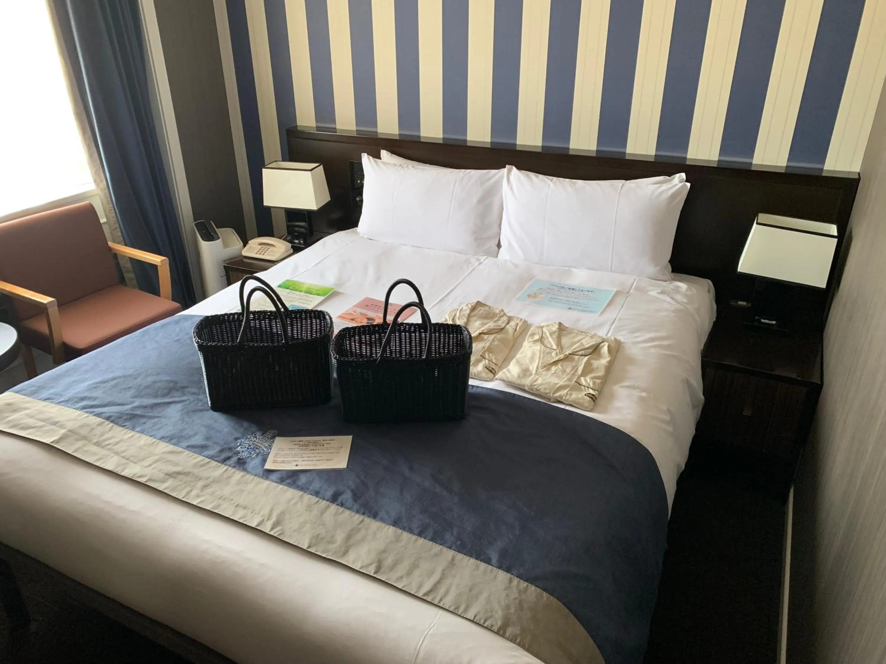 Bed in Hotel Monterey Kyoto