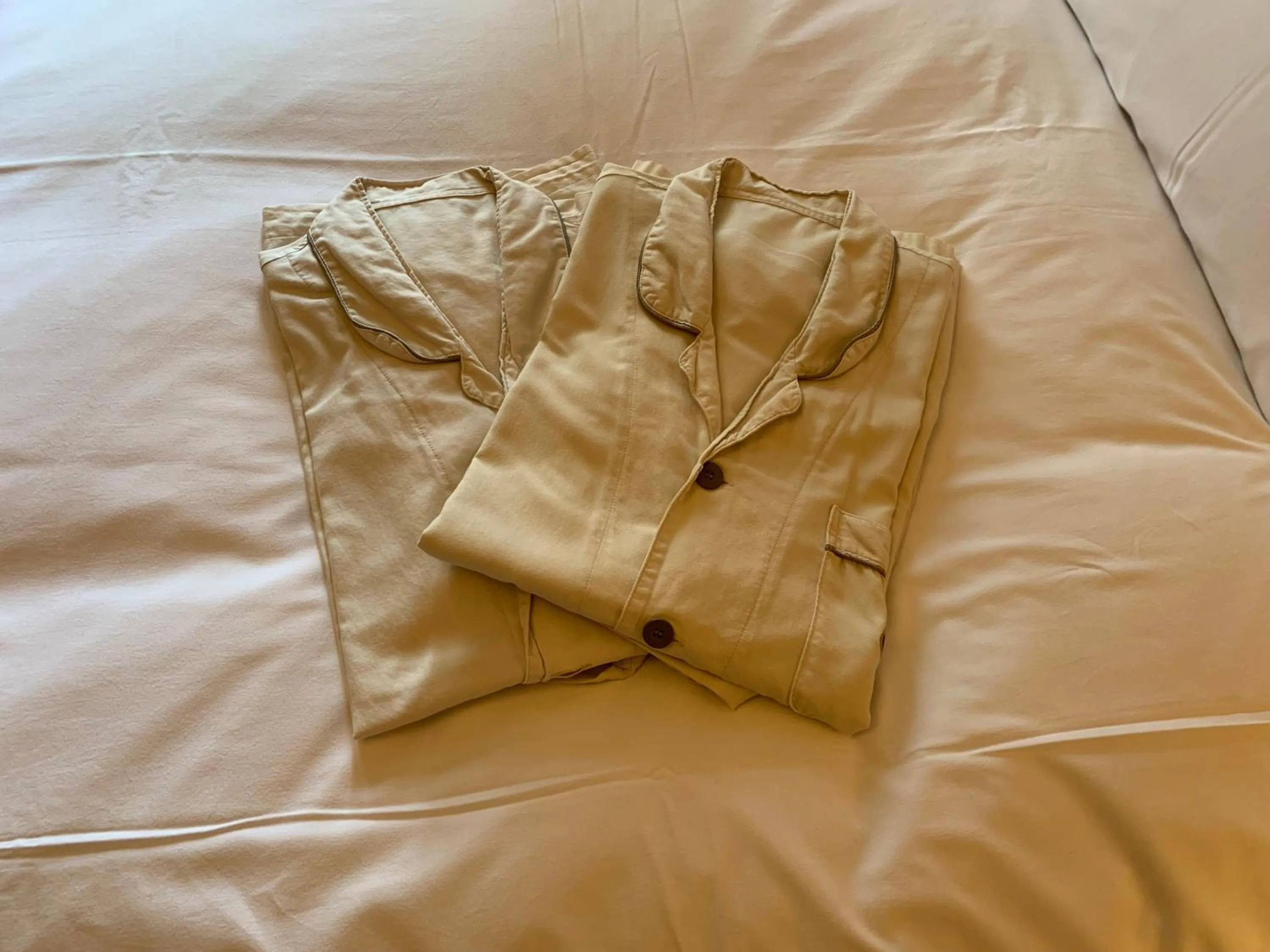 Bed in Hotel Monterey Kyoto