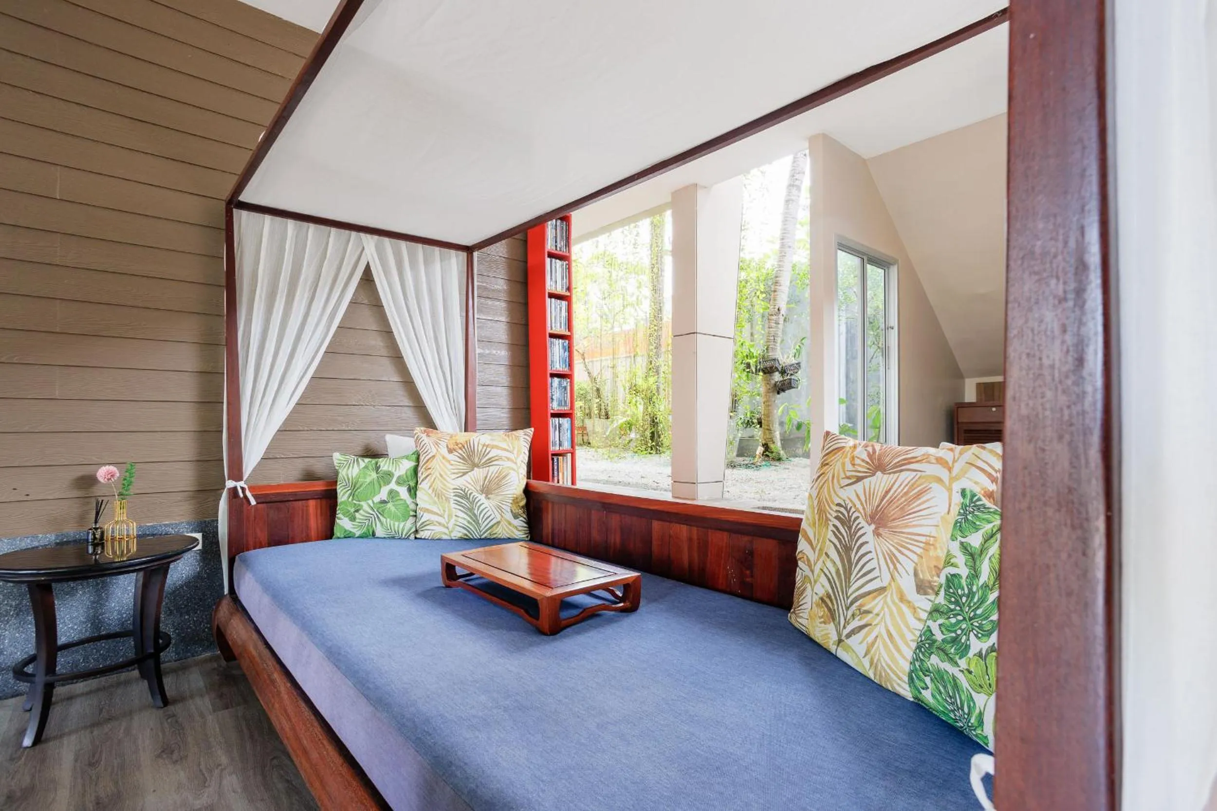 Lobby or reception, Bed in Signature Phuket Resort