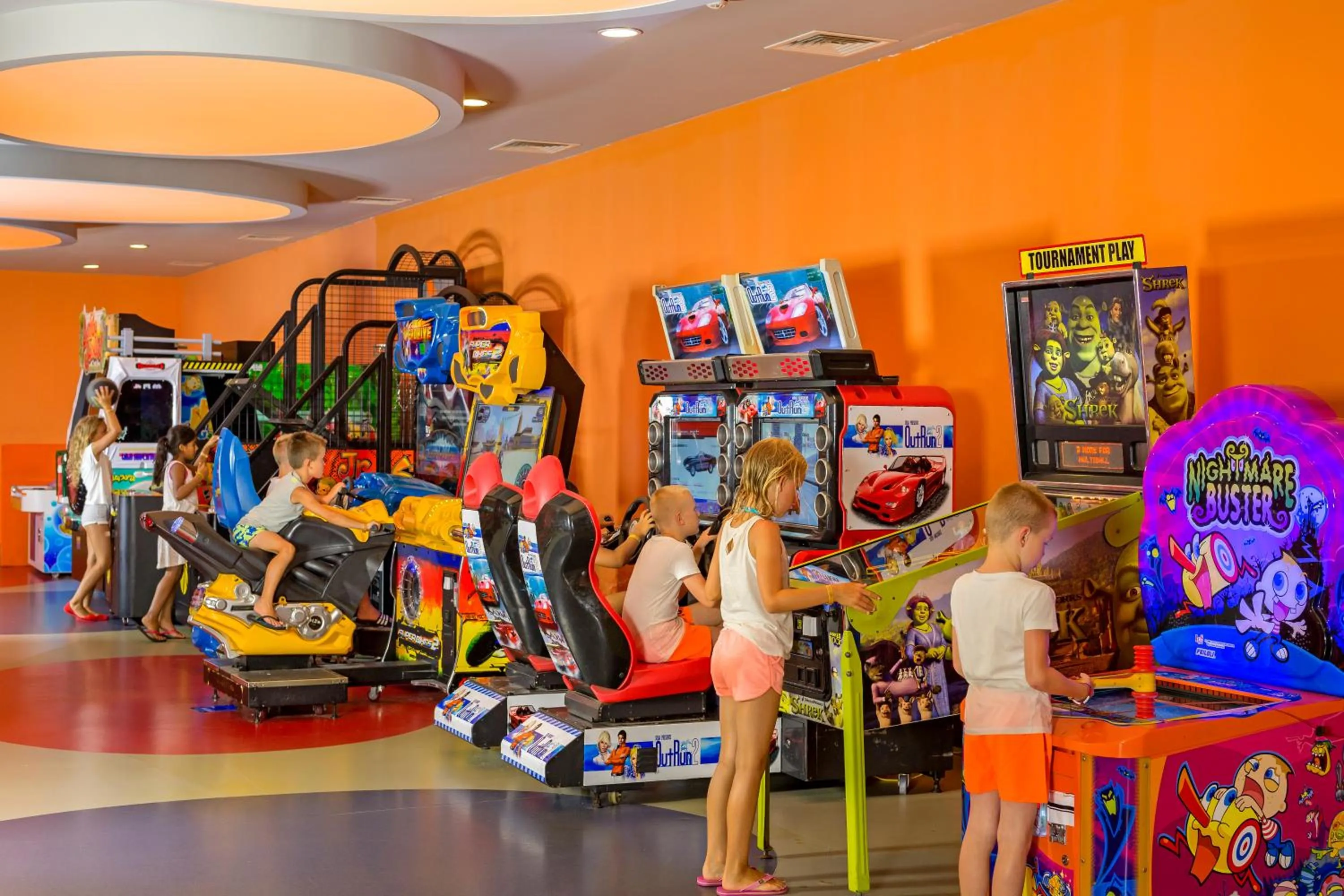 Game Room in Royal Holiday Palace