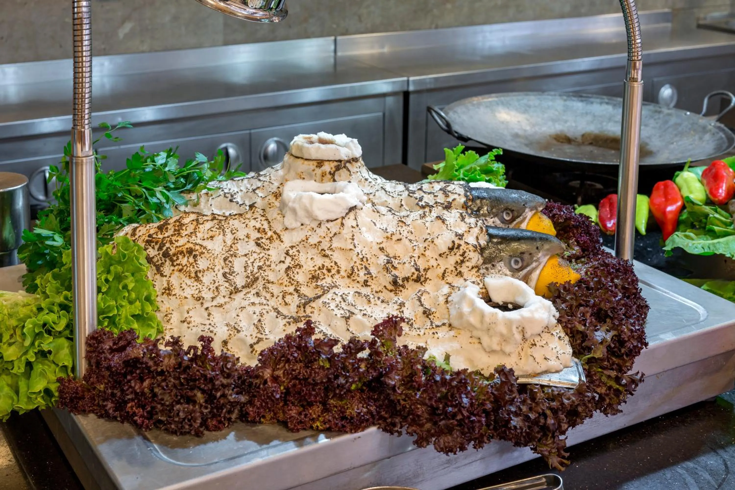 Food and drinks in Royal Holiday Palace