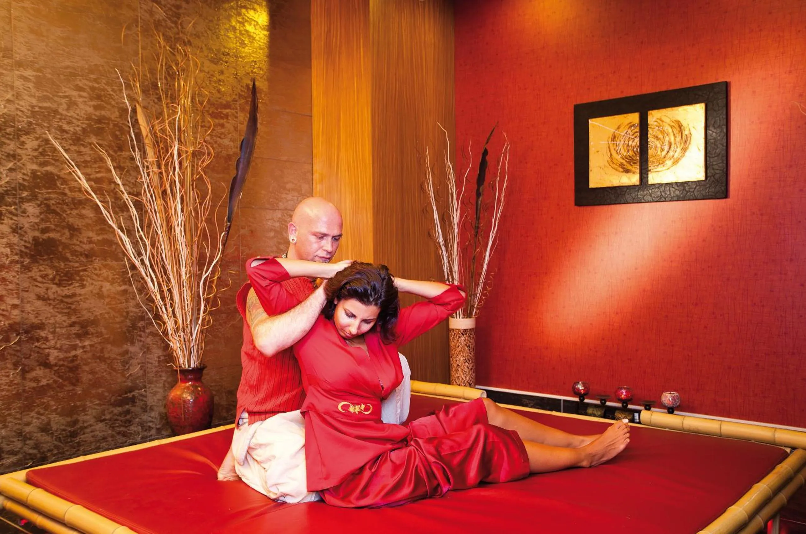 Massage in Royal Holiday Palace