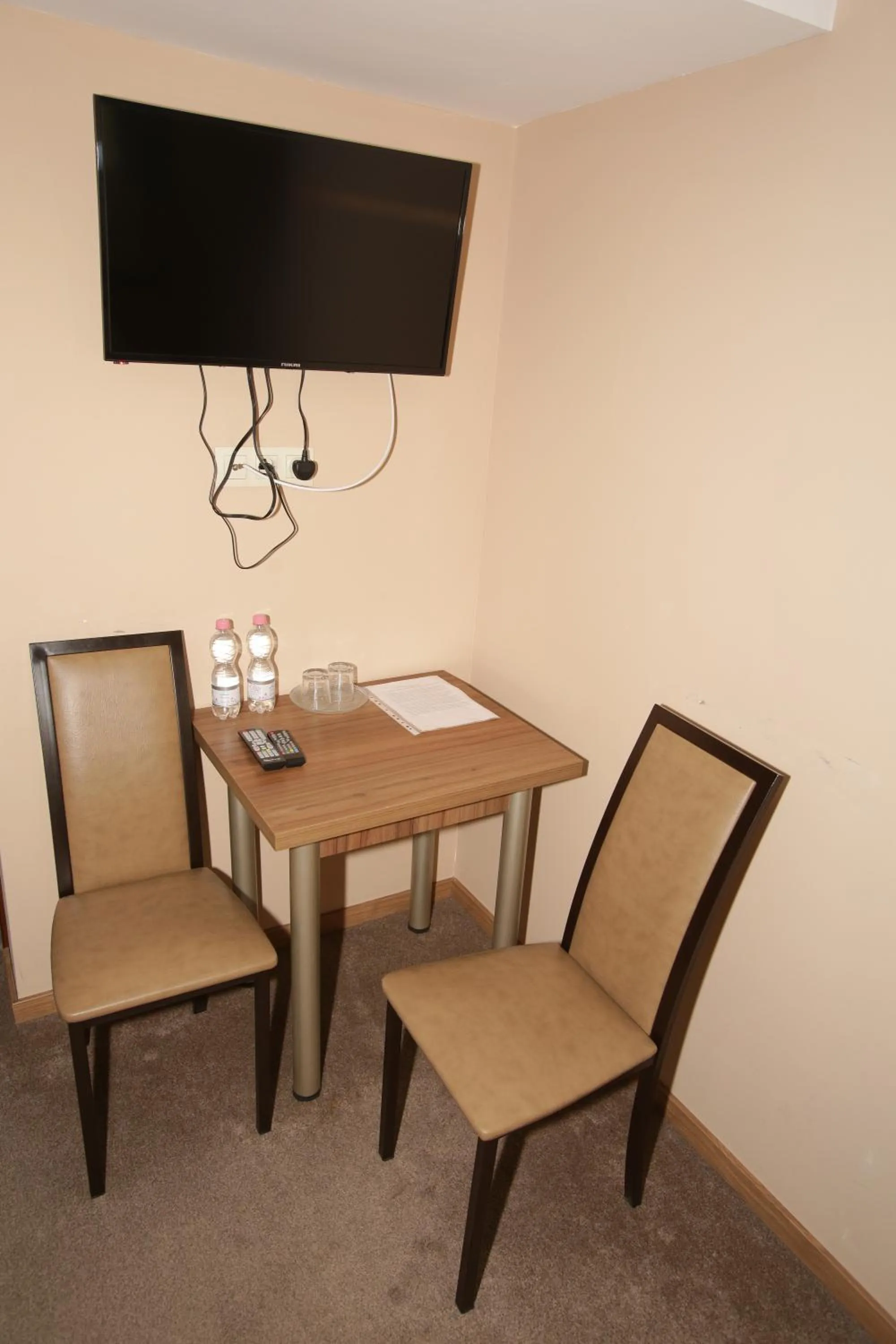 TV and multimedia in Hotel Reverence