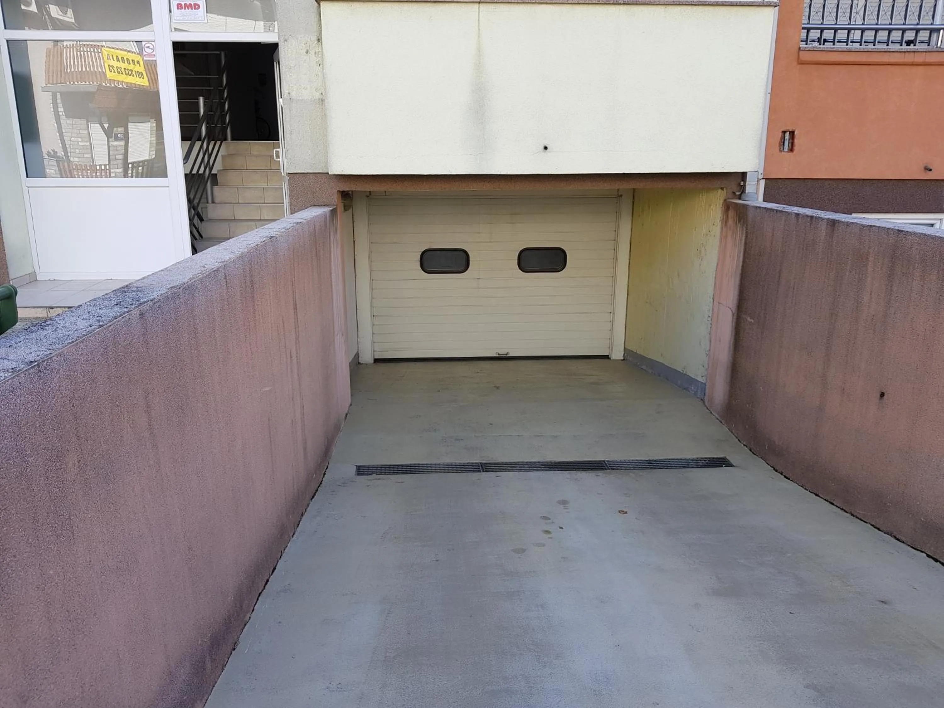 One-Bedroom Apartment - single occupancy in Apartment 40