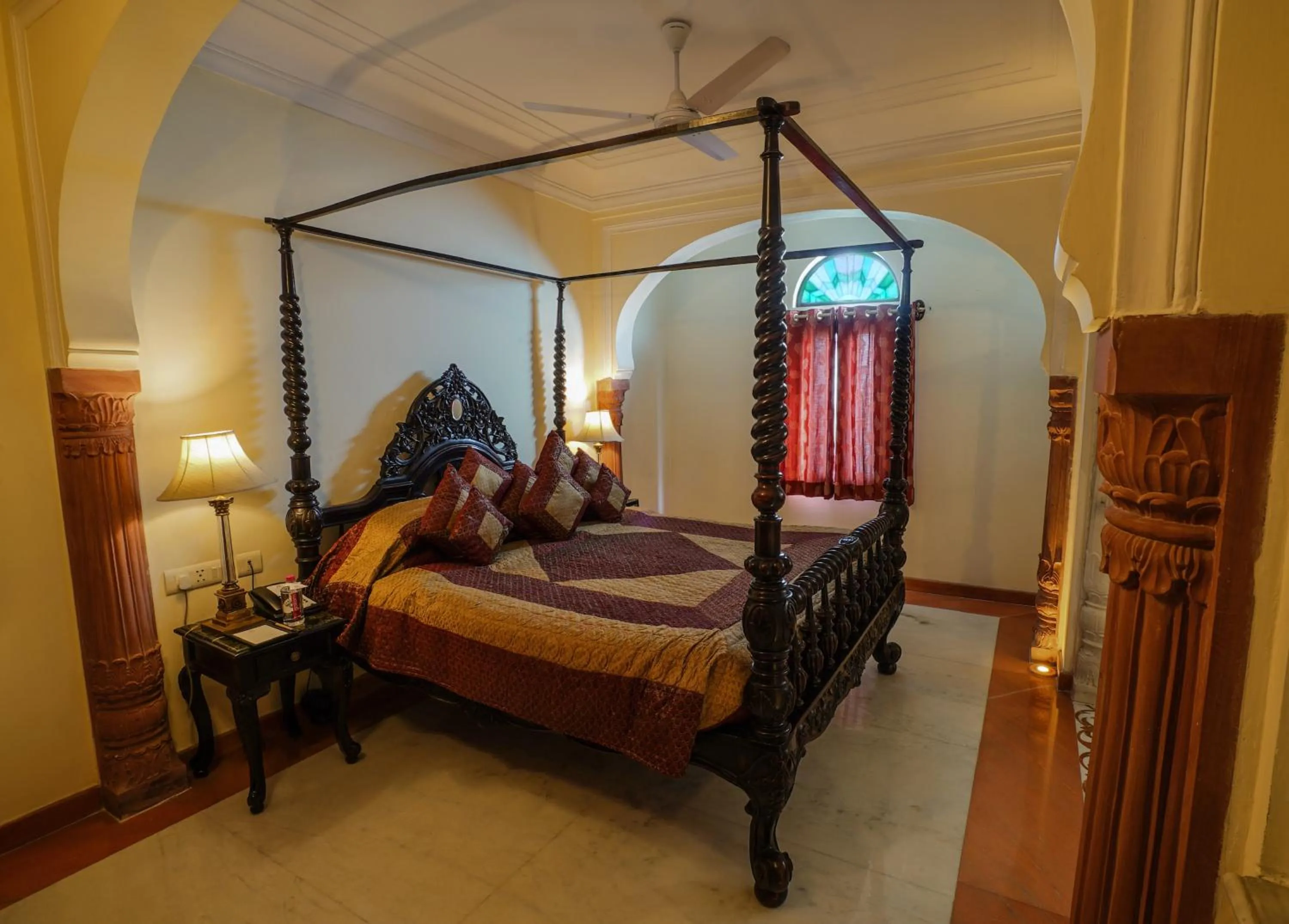 Bed in Shahpura House