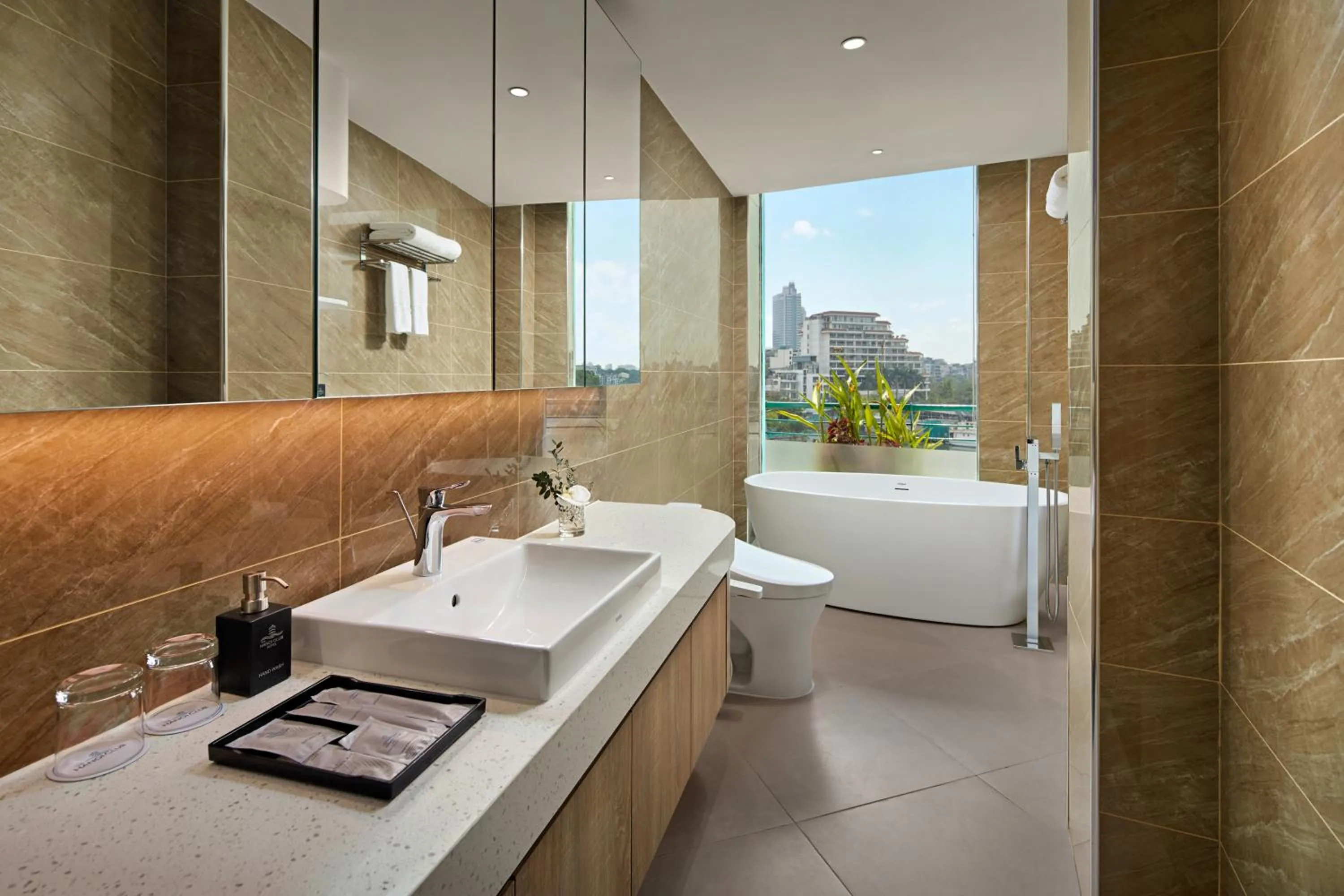 The Hanoi Club Hotel & Residences