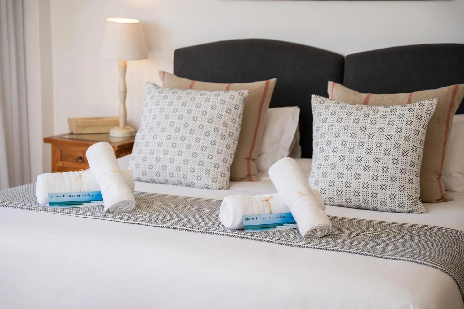 Bed in African Perfection 1