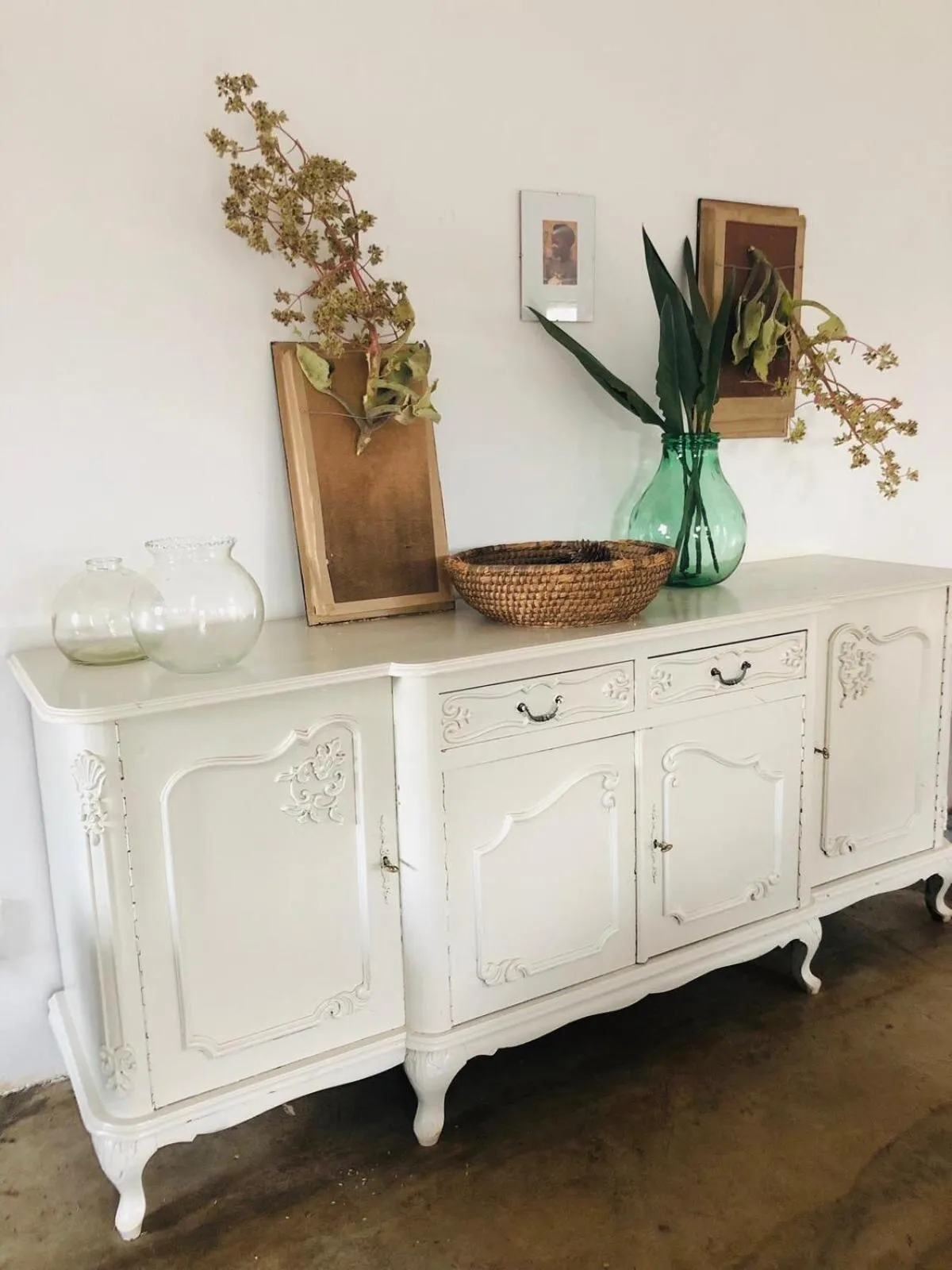Living room in Seven Fountains Farm
