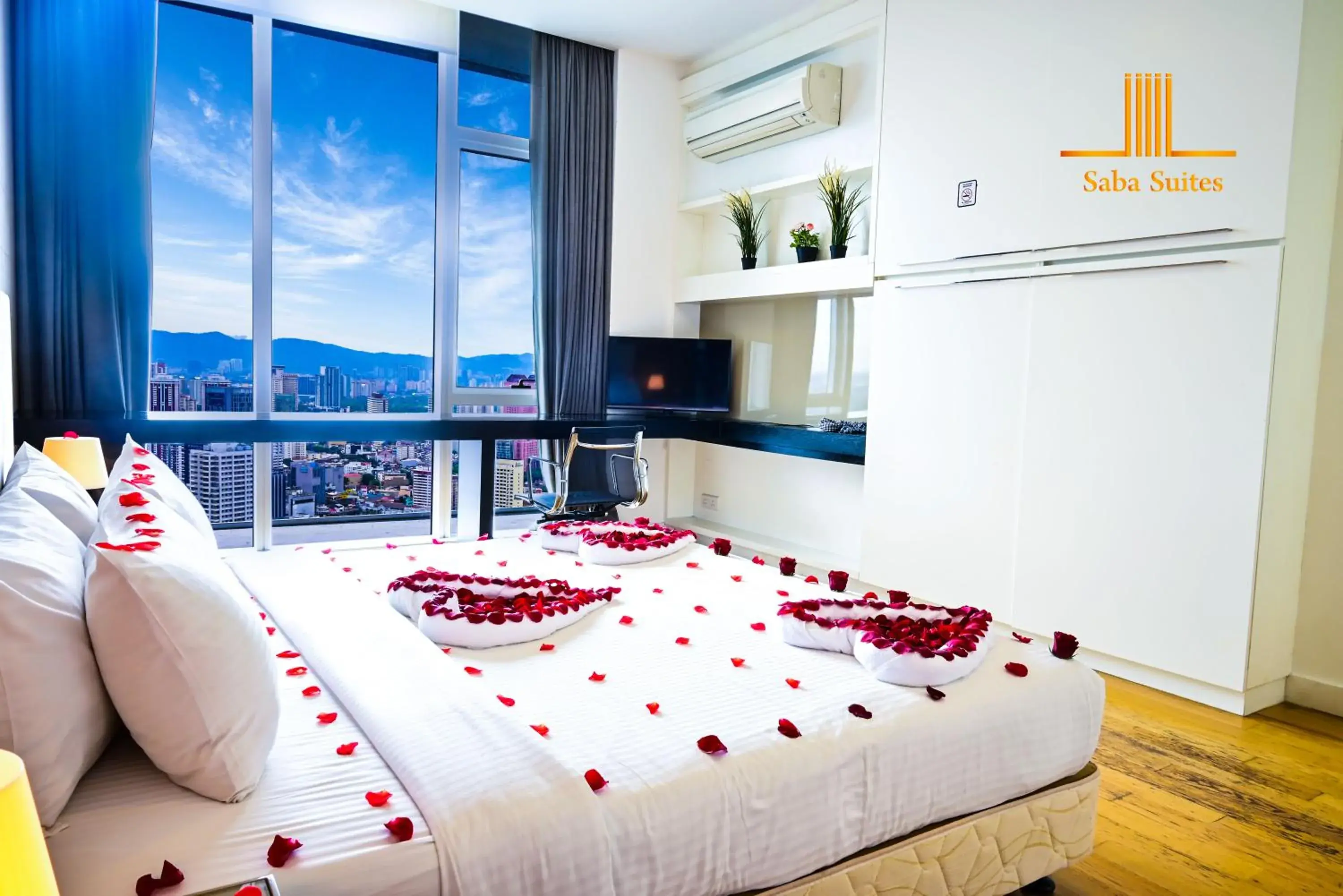 Three-Bedroom Apartment in Saba Suites at Platinum KLCC Bukit Bintang Kuala Lumpur Three-Bedroom Apartment in Saba Suites at Platinum KLCC Bukit Bintang Kuala Lumpur