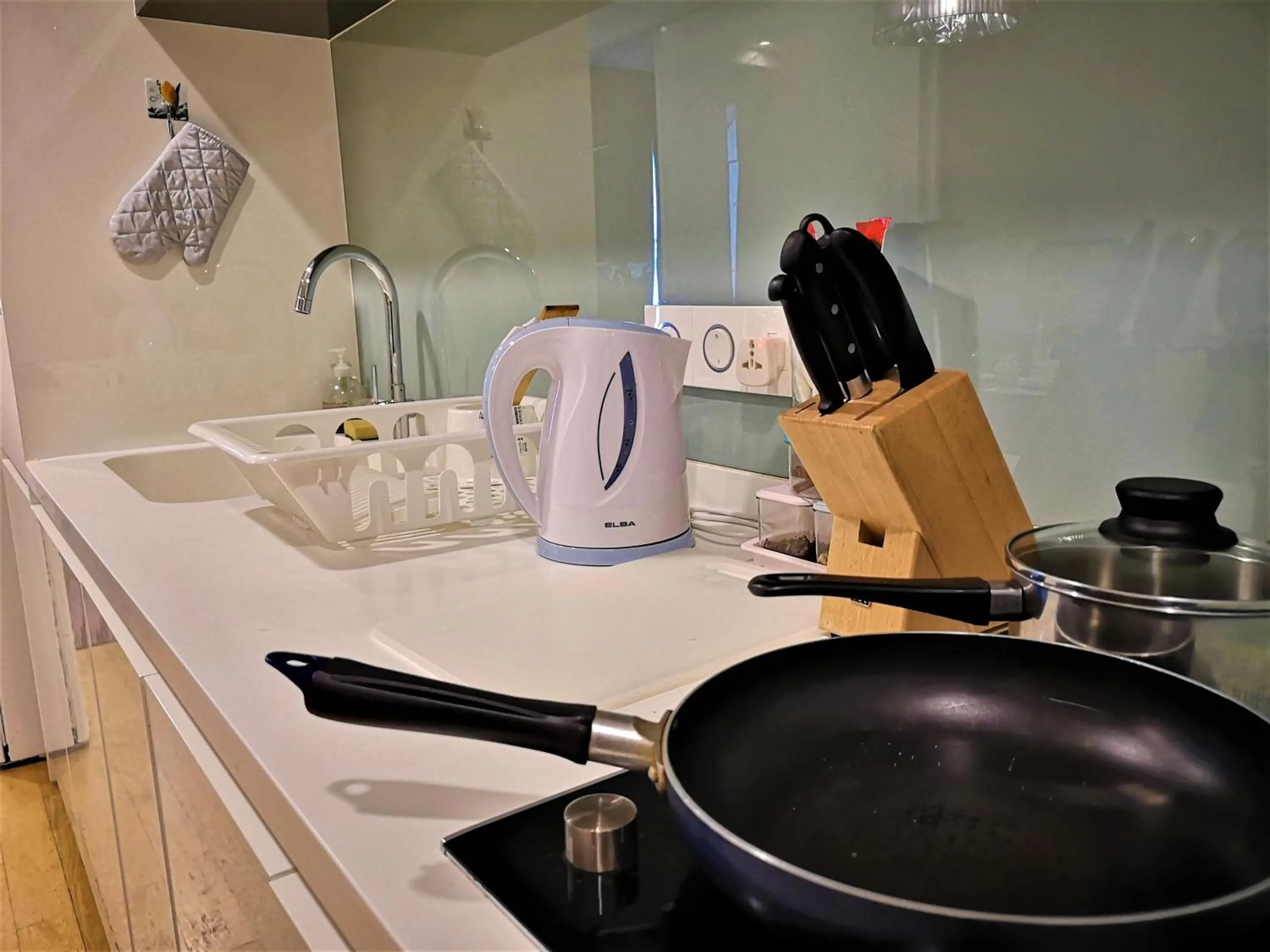 Kitchen or kitchenette, Bathroom in Saba Suites at Platinum KLCC Bukit Bintang Kuala Lumpur