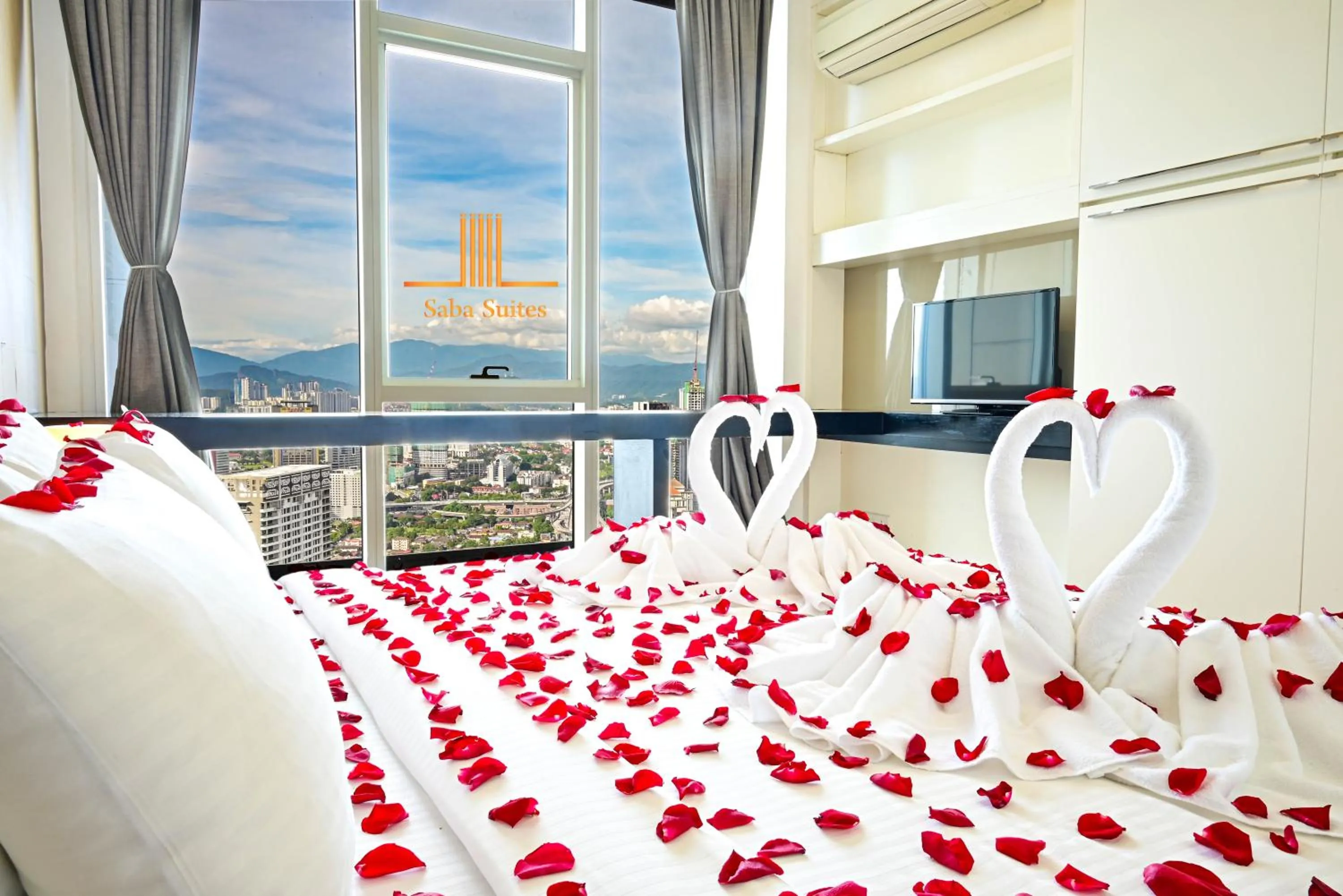 View (from property/room), Bed in Saba Suites at Platinum KLCC Bukit Bintang Kuala Lumpur