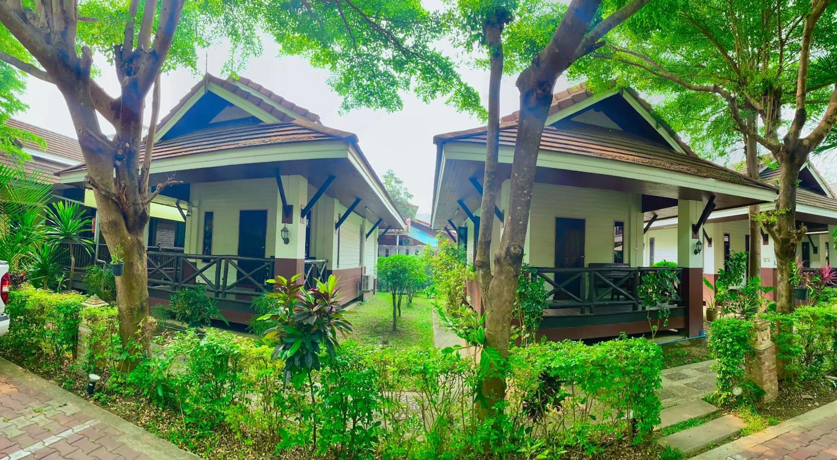 Baan Soontree Resort