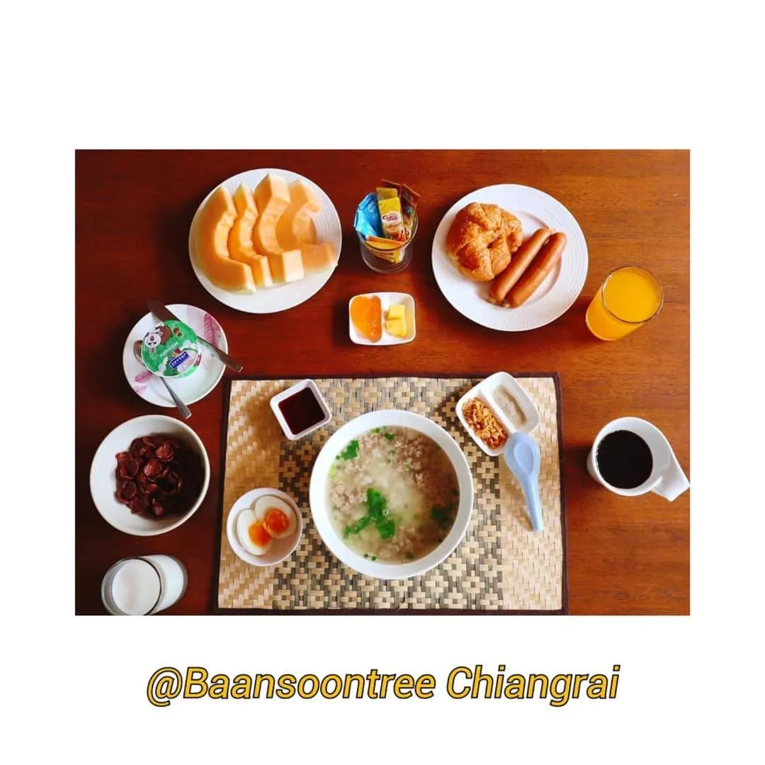 Food and drinks in Baan Soontree Resort