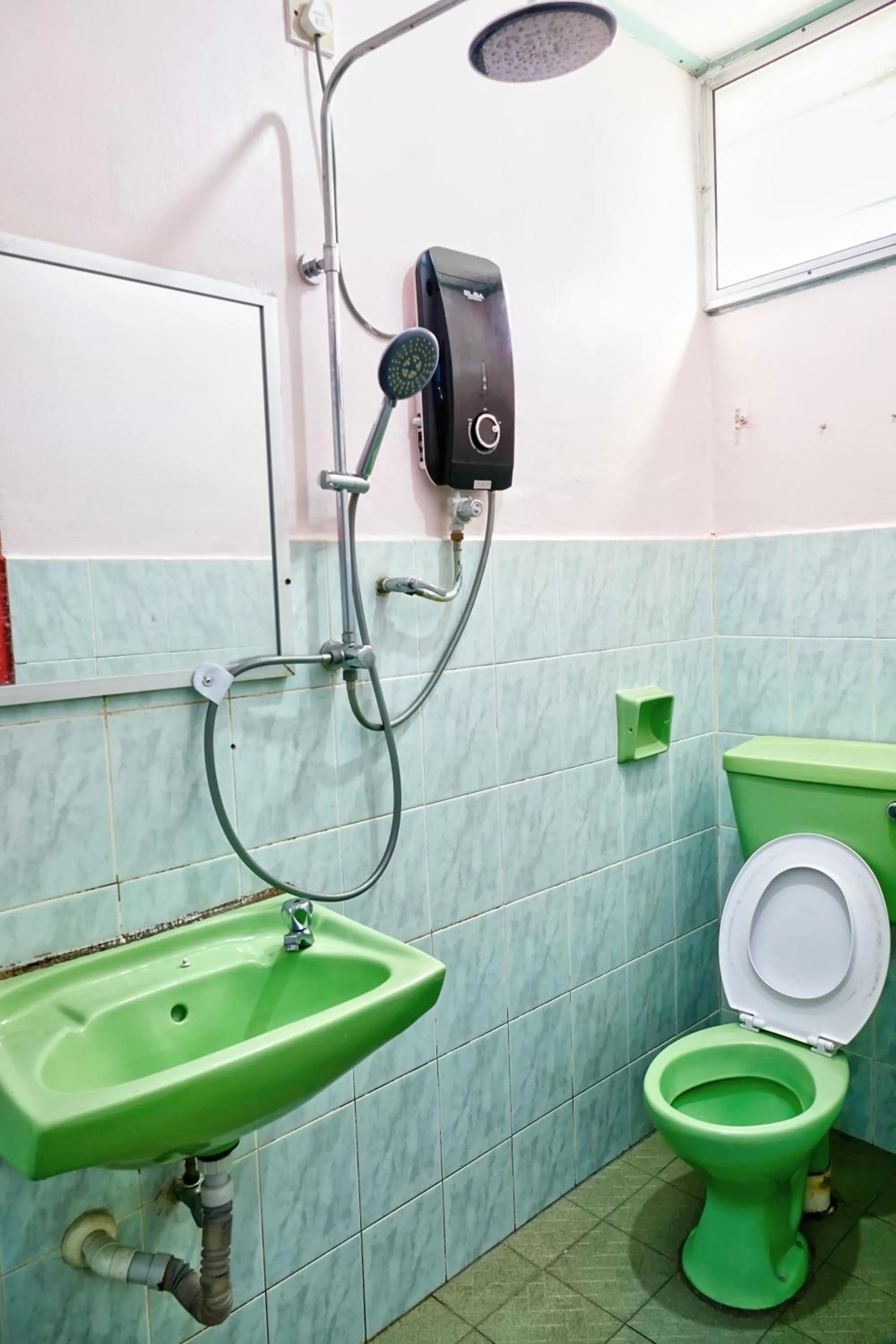 Shower in The Room Concept Homestay