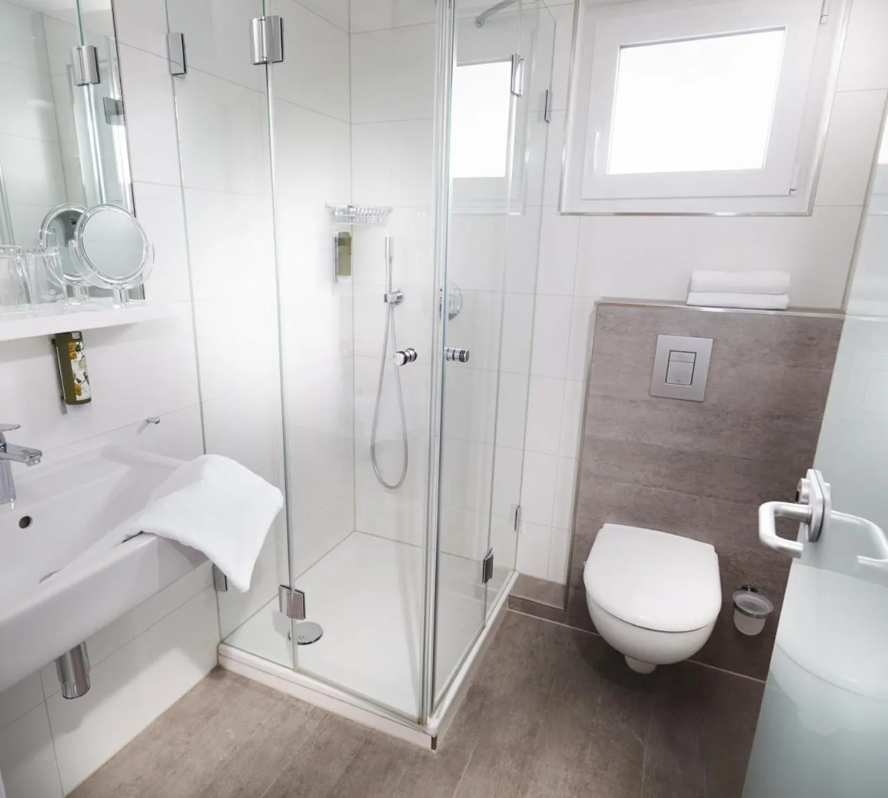 Photo of the whole room in Hotel Derichsweiler Hof