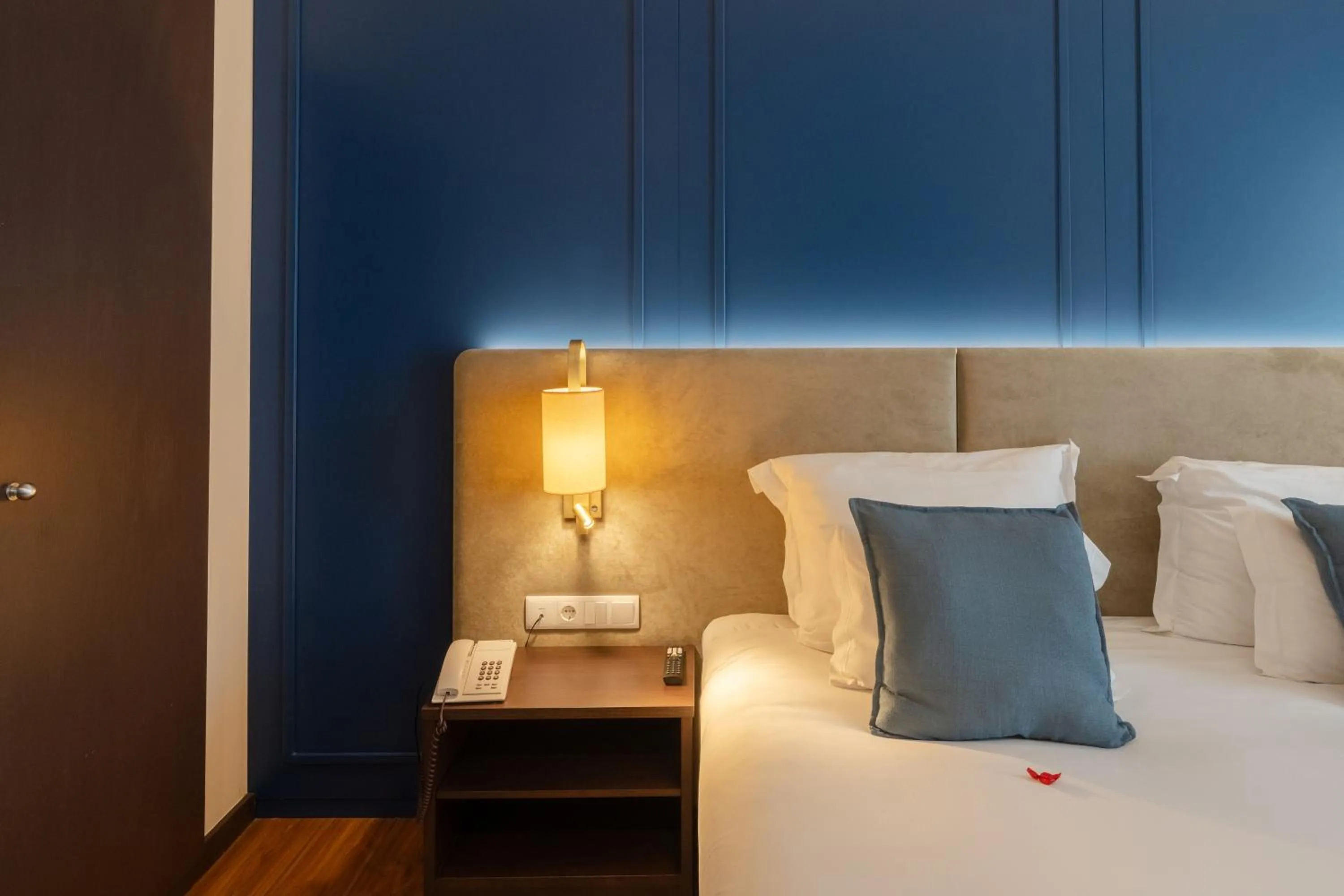 Bed in Hotel Premium Porto Maia