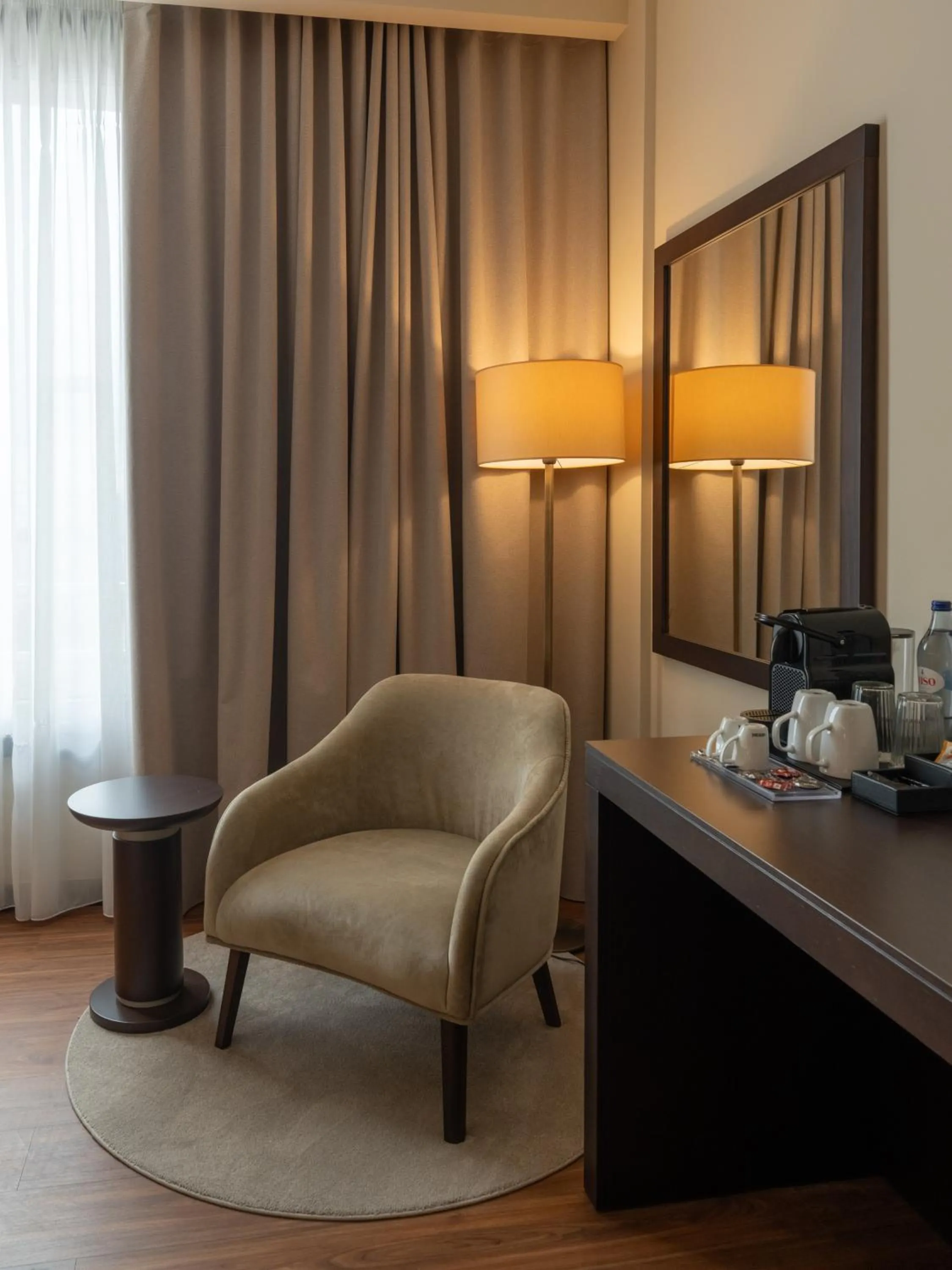 Seating area in Hotel Premium Porto Maia