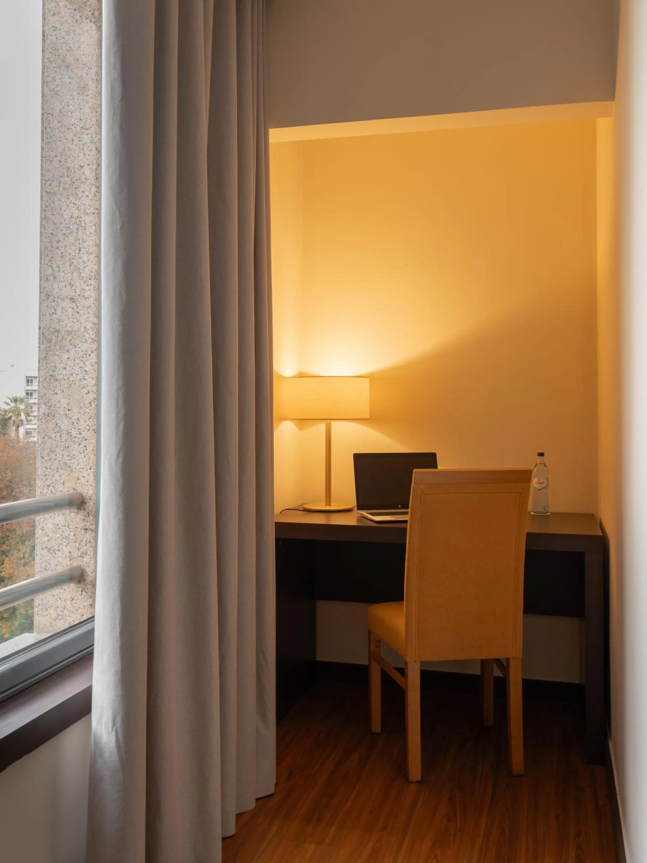 Seating area in Hotel Premium Porto Maia