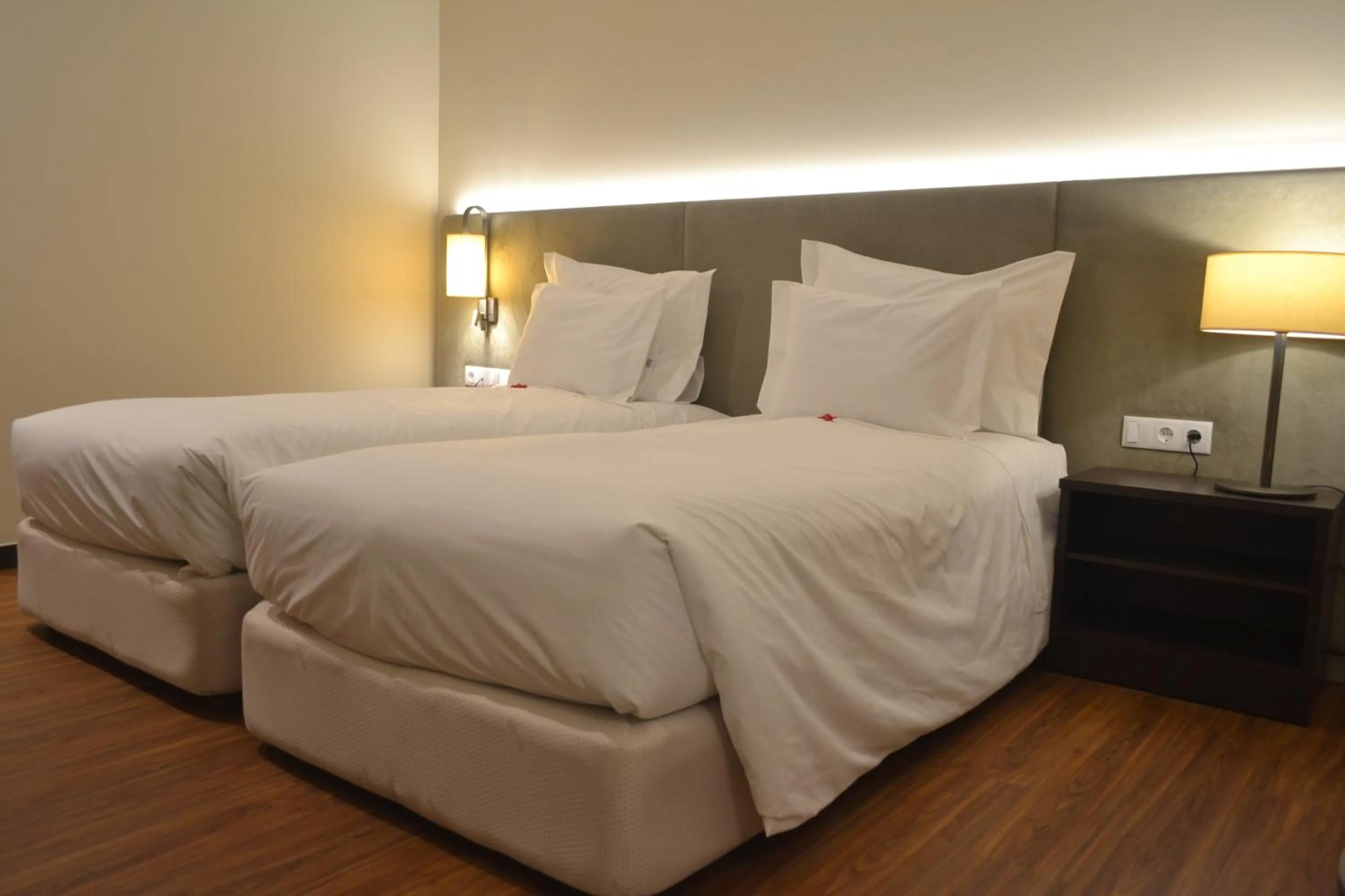 Bed in Hotel Premium Porto Maia
