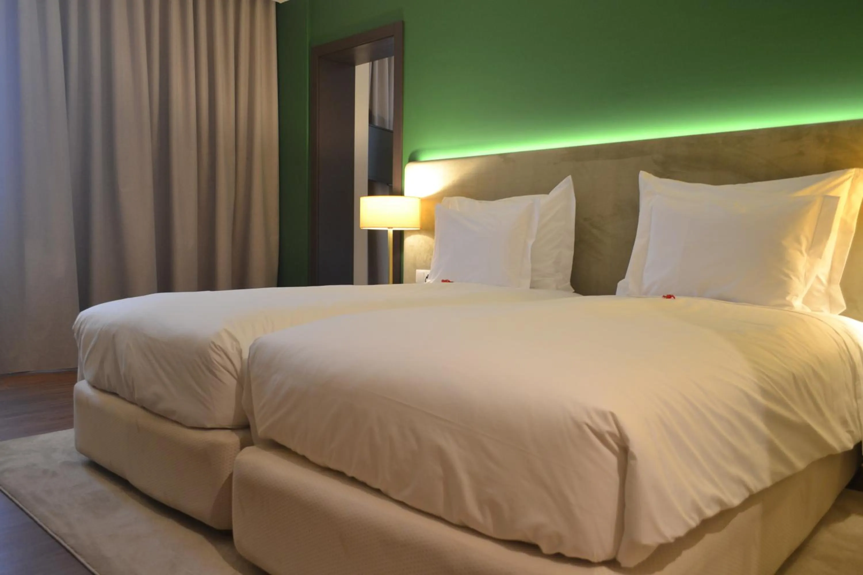 Bed in Hotel Premium Porto Maia