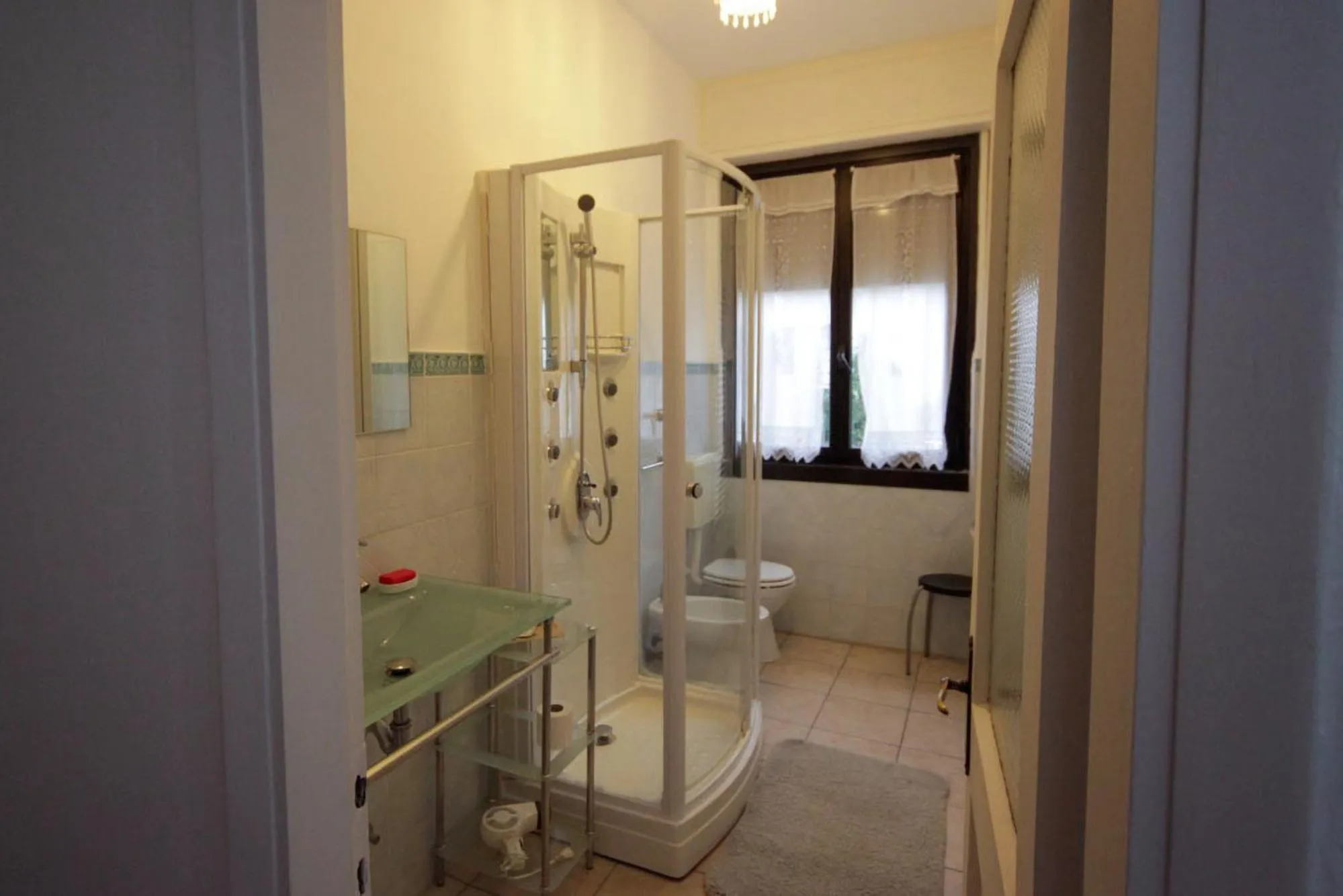 Shower in Antica Corte Milanese