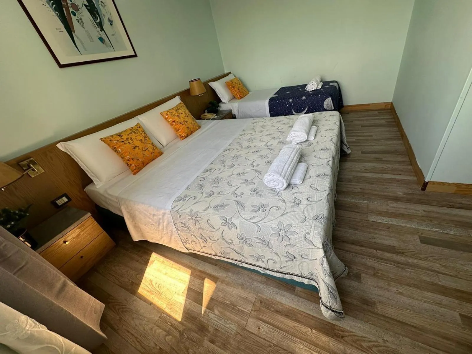 Bed in Hotel Raffaello Venice